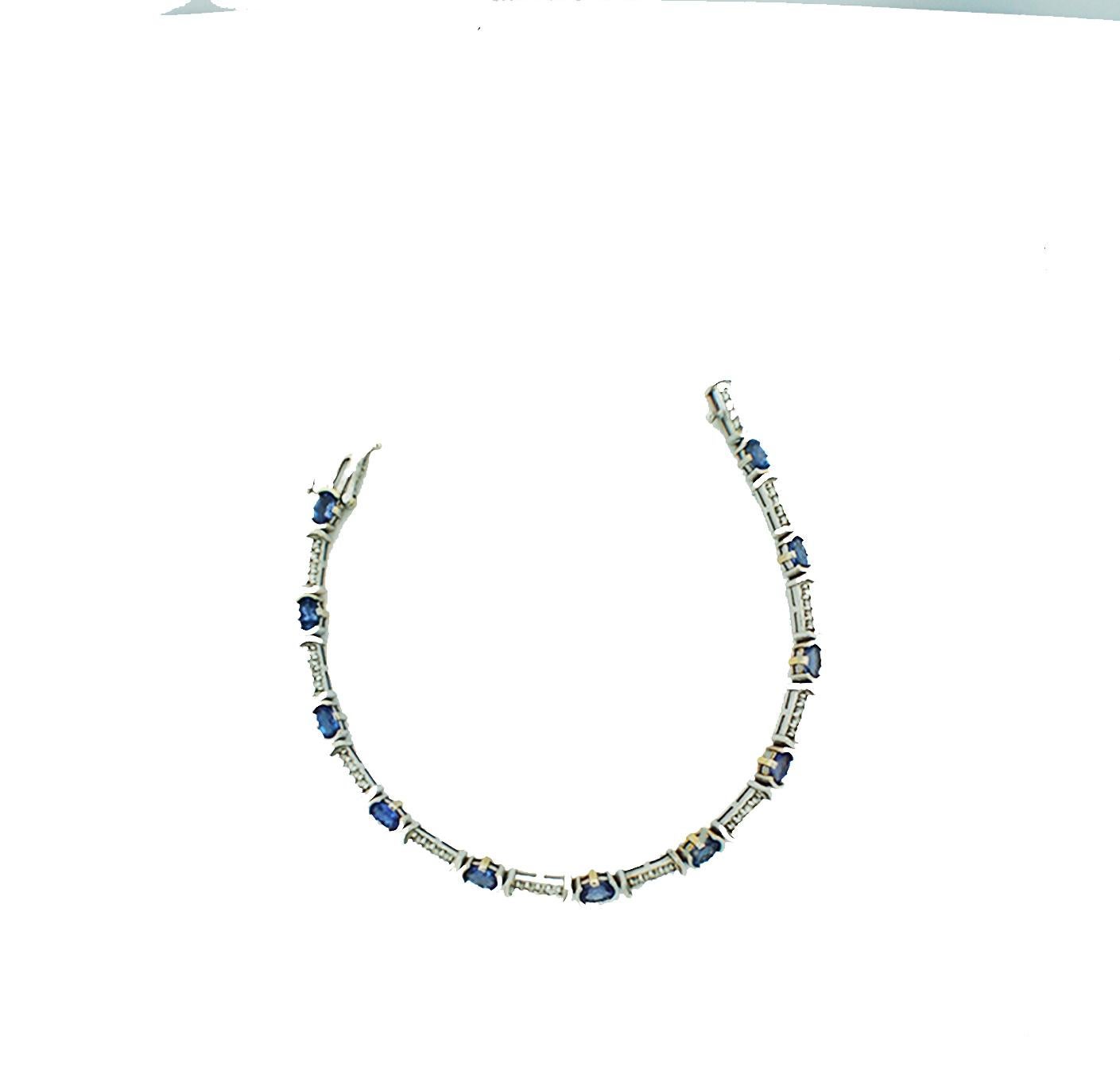 Oval Cut 3.33 Carat Diamond and Tanzanite Link Bracelet 14 Karat White Gold For Sale