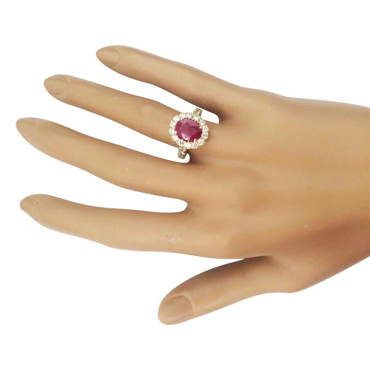 Natural Ruby Diamond Ring In 14 Karat Yellow Gold  In New Condition For Sale In Los Angeles, CA