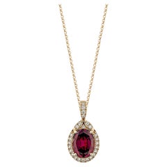 Pendentif Sunita Nahata en rhodolite de 3,33 carats en 18 carats avec diamant blanc.