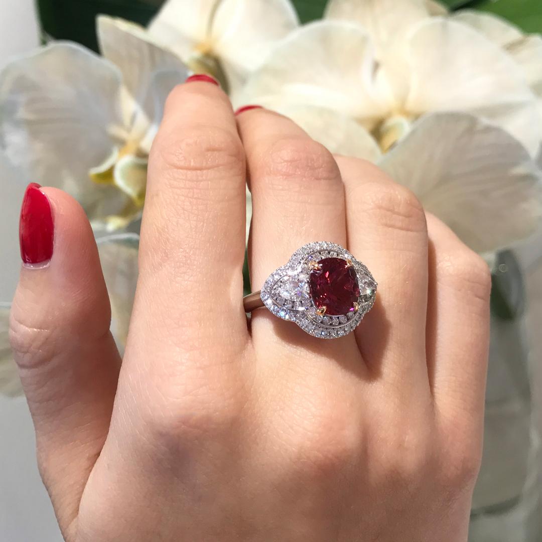 3.33 Carat Tourmaline and Diamond Cocktail Ring In New Condition For Sale In Woollahra, New South Wales