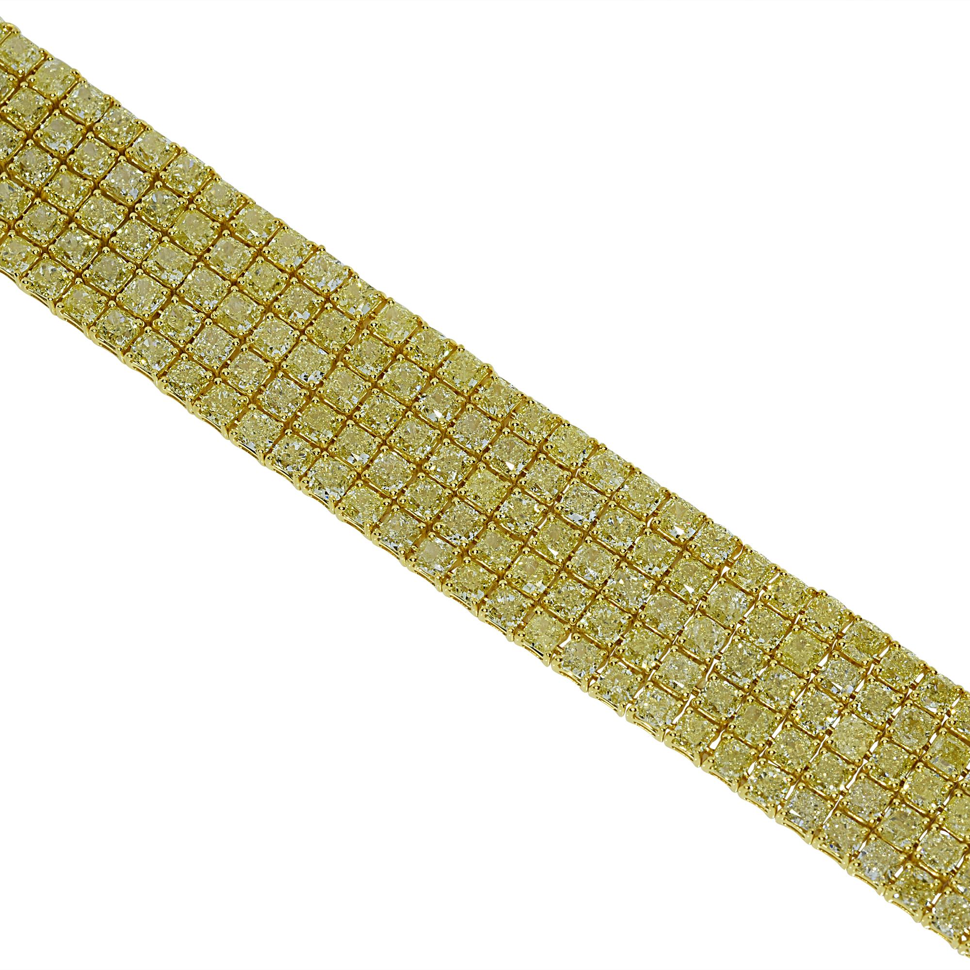 285 Fancy Diamonds: 33.3 Carats
Metal: 18K Yellow Gold, 62.80 Grams
