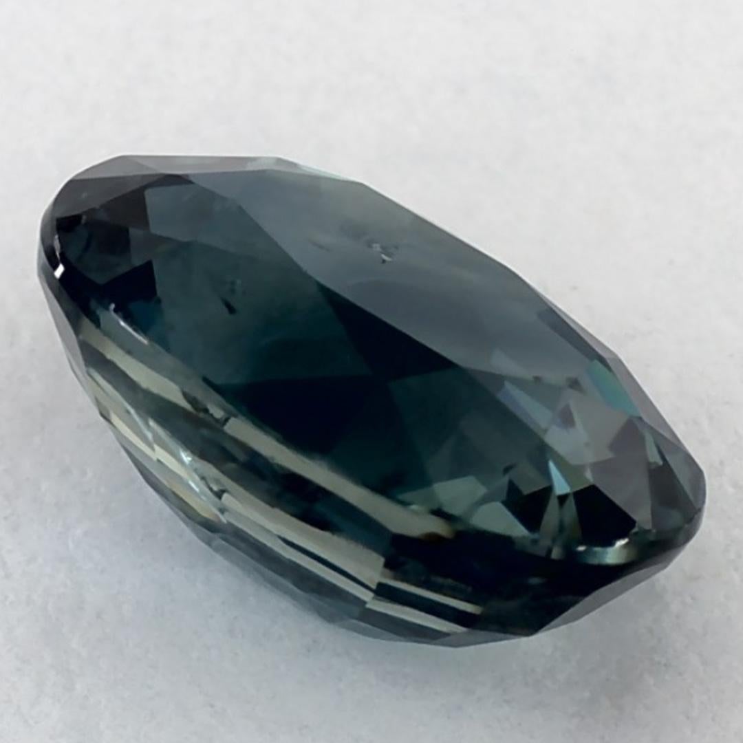 3.33 Ct Green Sapphire Oval Loose Gemstone (Saphir vert ovale en vrac) en vente 1