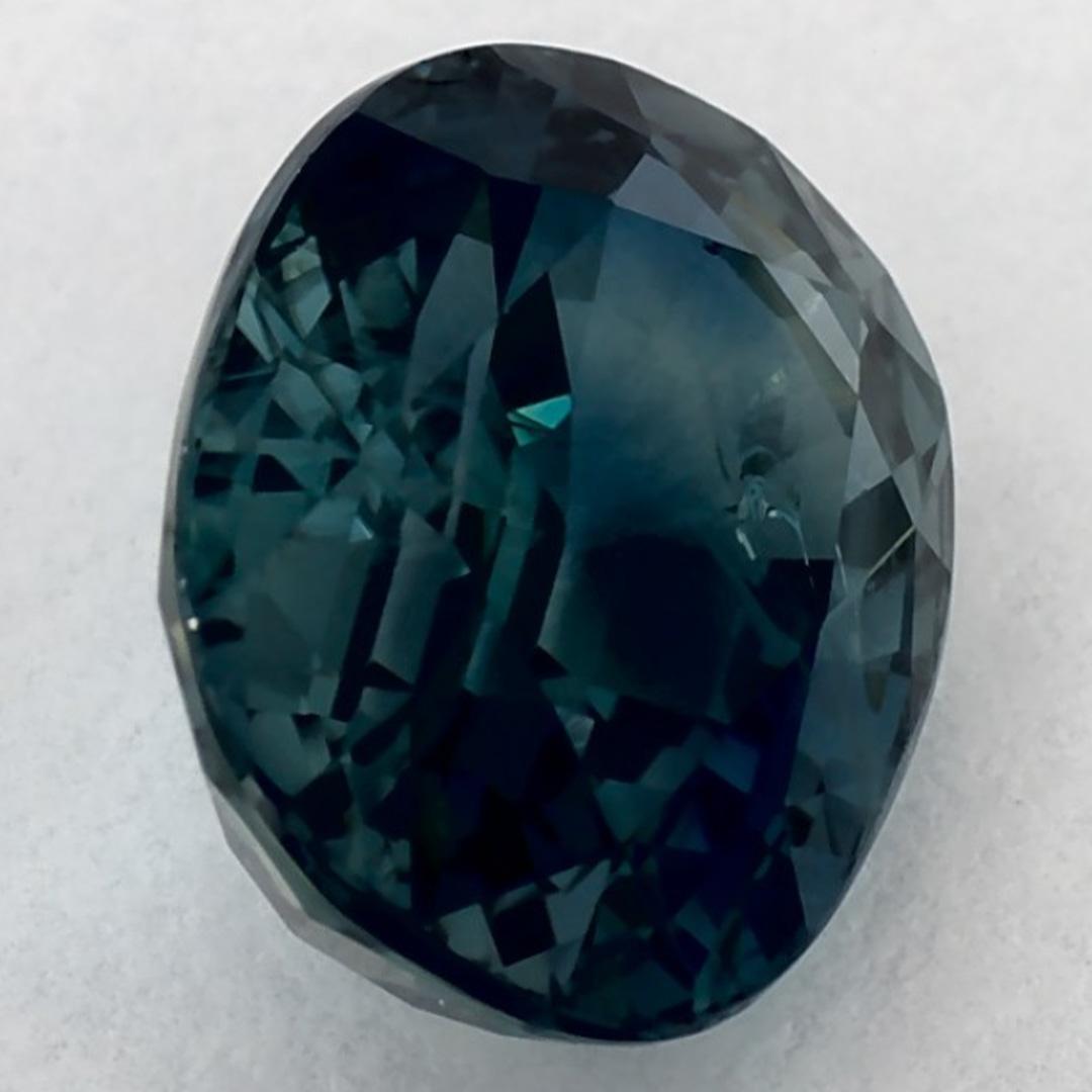 3.33 Ct Green Sapphire Oval Loose Gemstone (Saphir vert ovale en vrac) en vente 2