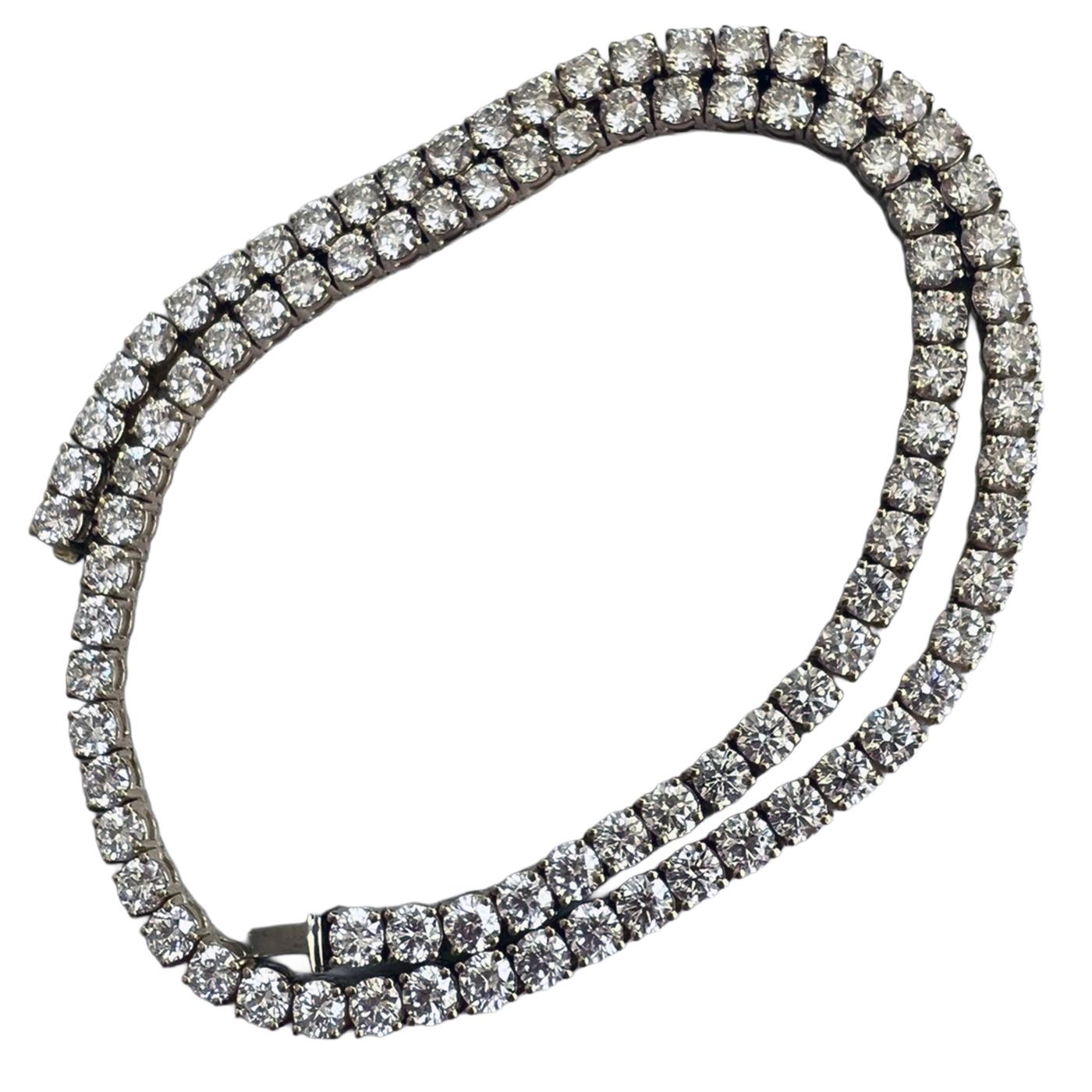 Taglio rotondo Collana Tennis con diamanti rotondi naturali da 33,35 carati in oro bianco 18K SI1-VS2 in vendita
