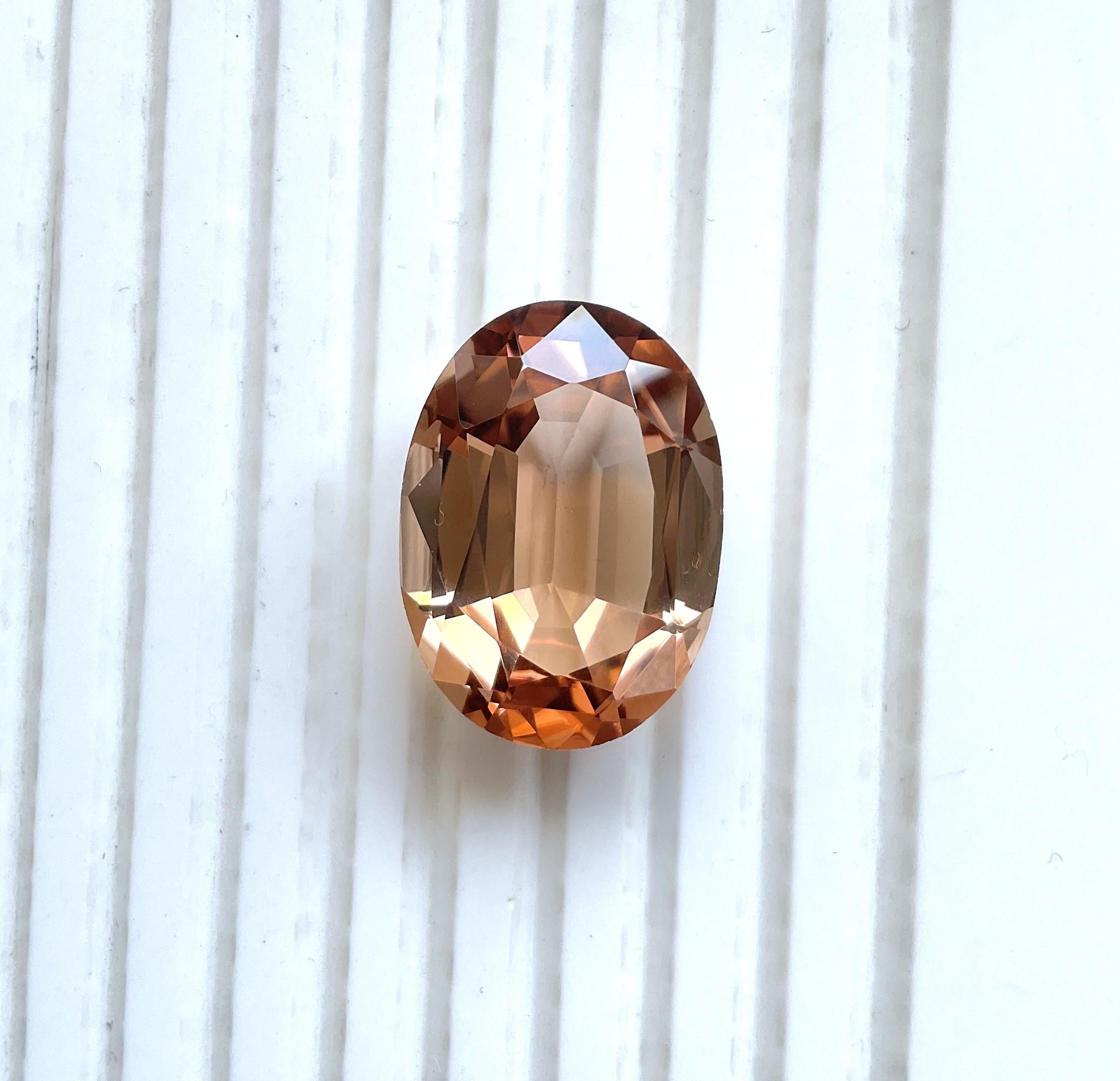 33.37 Carats Top Quality Tourmaline Oval Cut Stone Fine Jewelry Natural Gemstone en vente 1