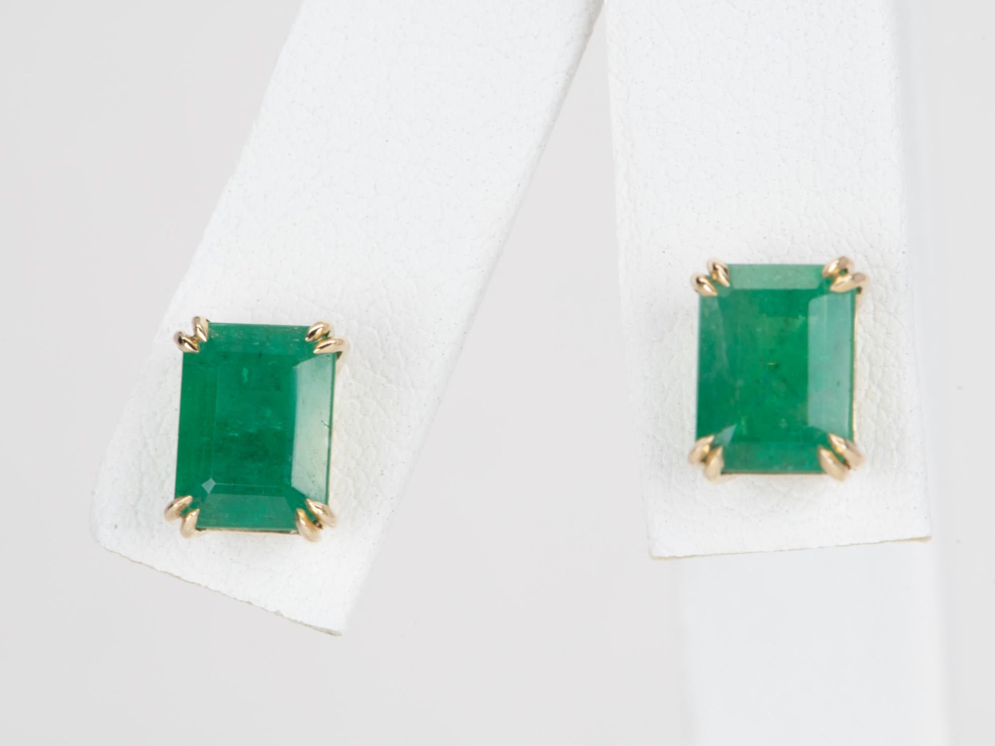 Adorn yourself with these stunning 3.33ct Rich Green Emerald Stud Earrings! Crafted from 14K Gold, these lustrous green beauties will add a touch of classic sophistication to any look. Perfect for any occasion, these earrings will have everyone