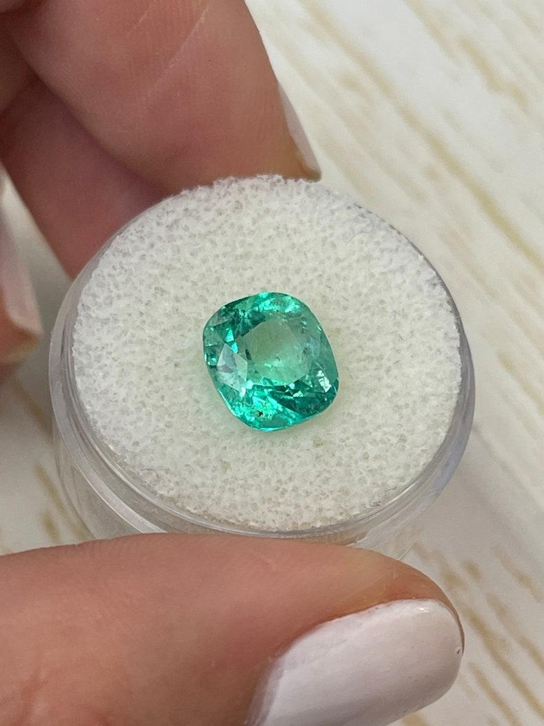 Modern 3.34 Carat 9.5x9 Bluish Green Natural Colombian Emerald - Cushion Cut Chivor May For Sale