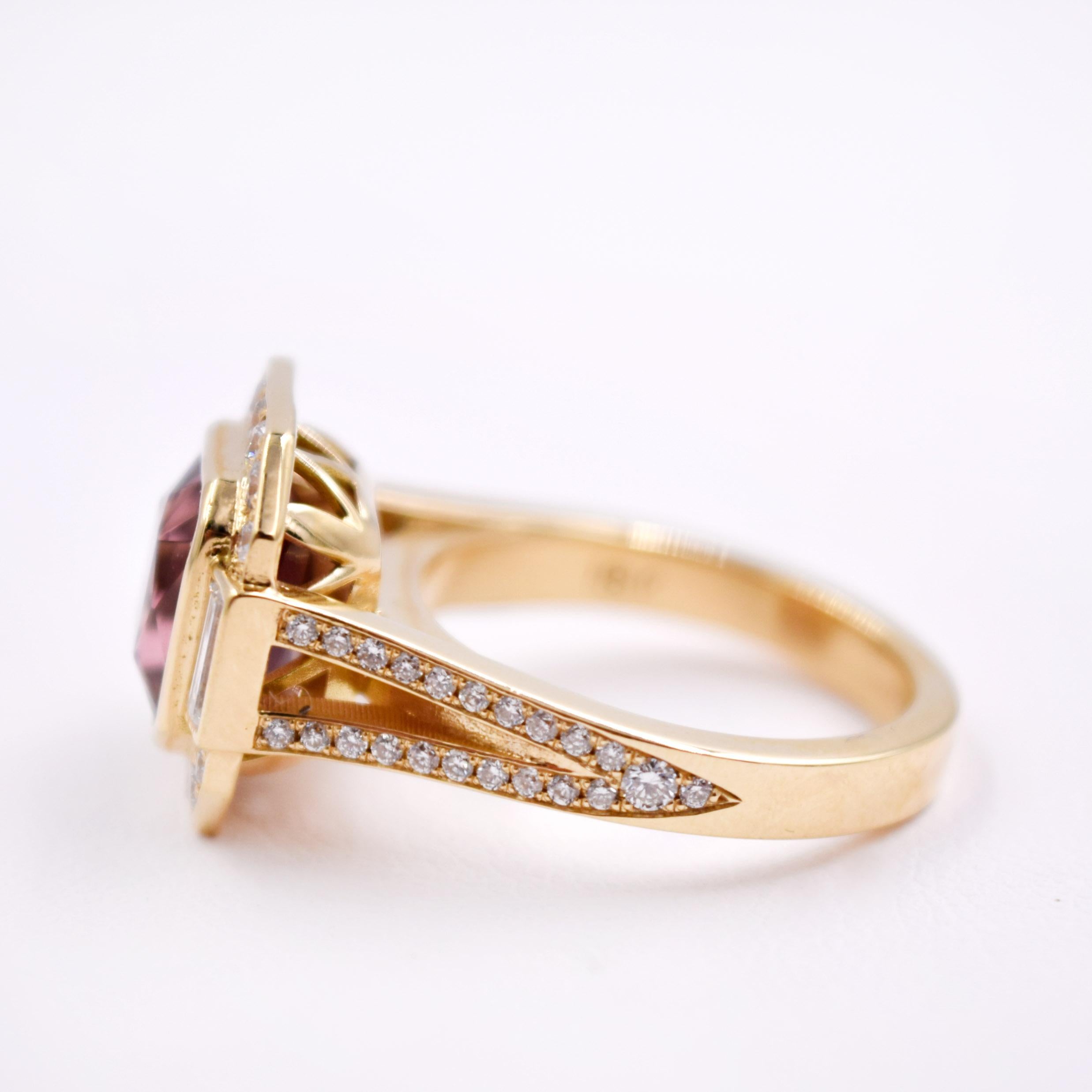 3.34 Carat Pink Tourmaline and White Diamond Statement Ring in 18 Karat Gold In New Condition In Mill Valley, CA