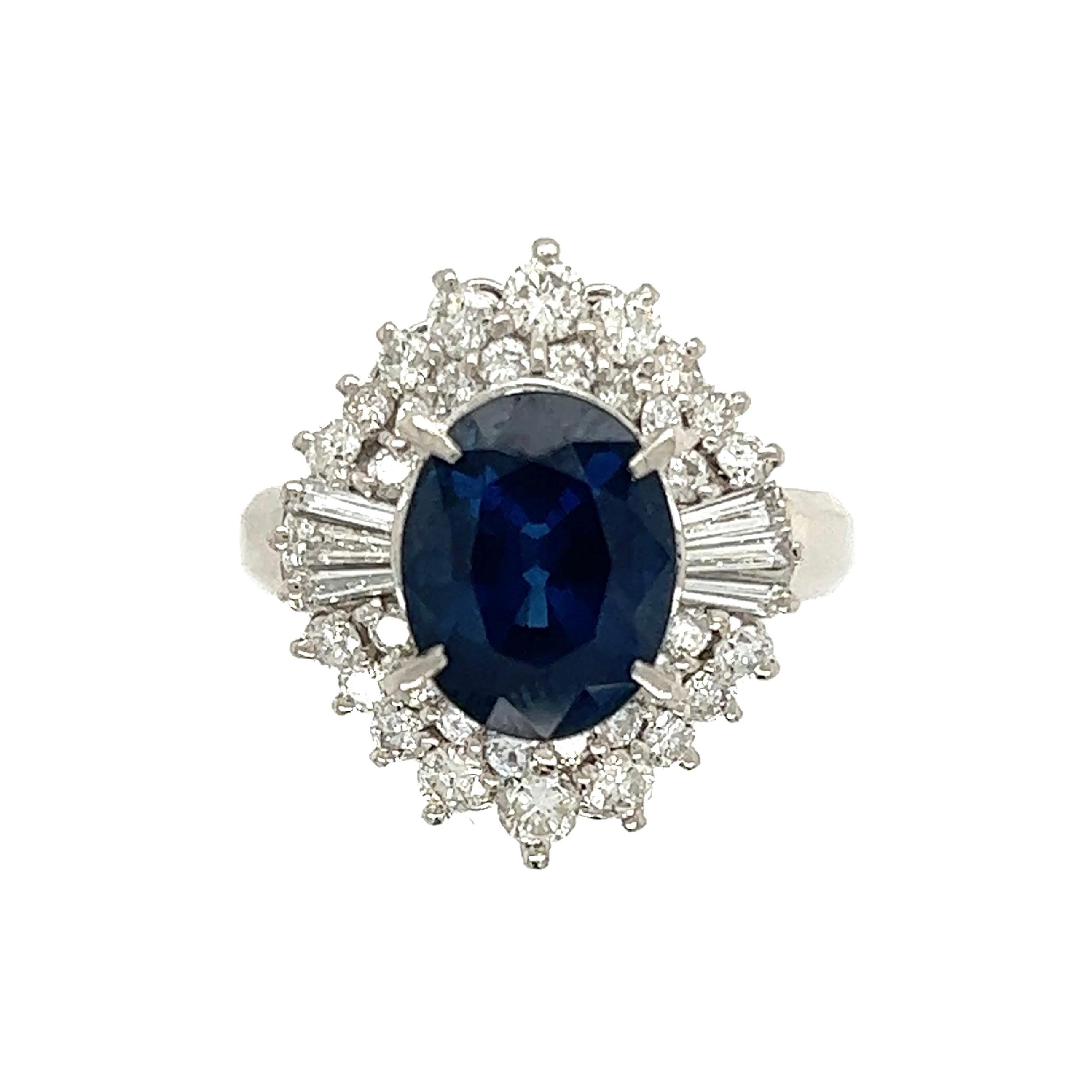 3.34 Carat Sapphire Diamond Platinum Art Deco Revival Ring Estate Fine Jewelry In Excellent Condition For Sale In Montreal, QC