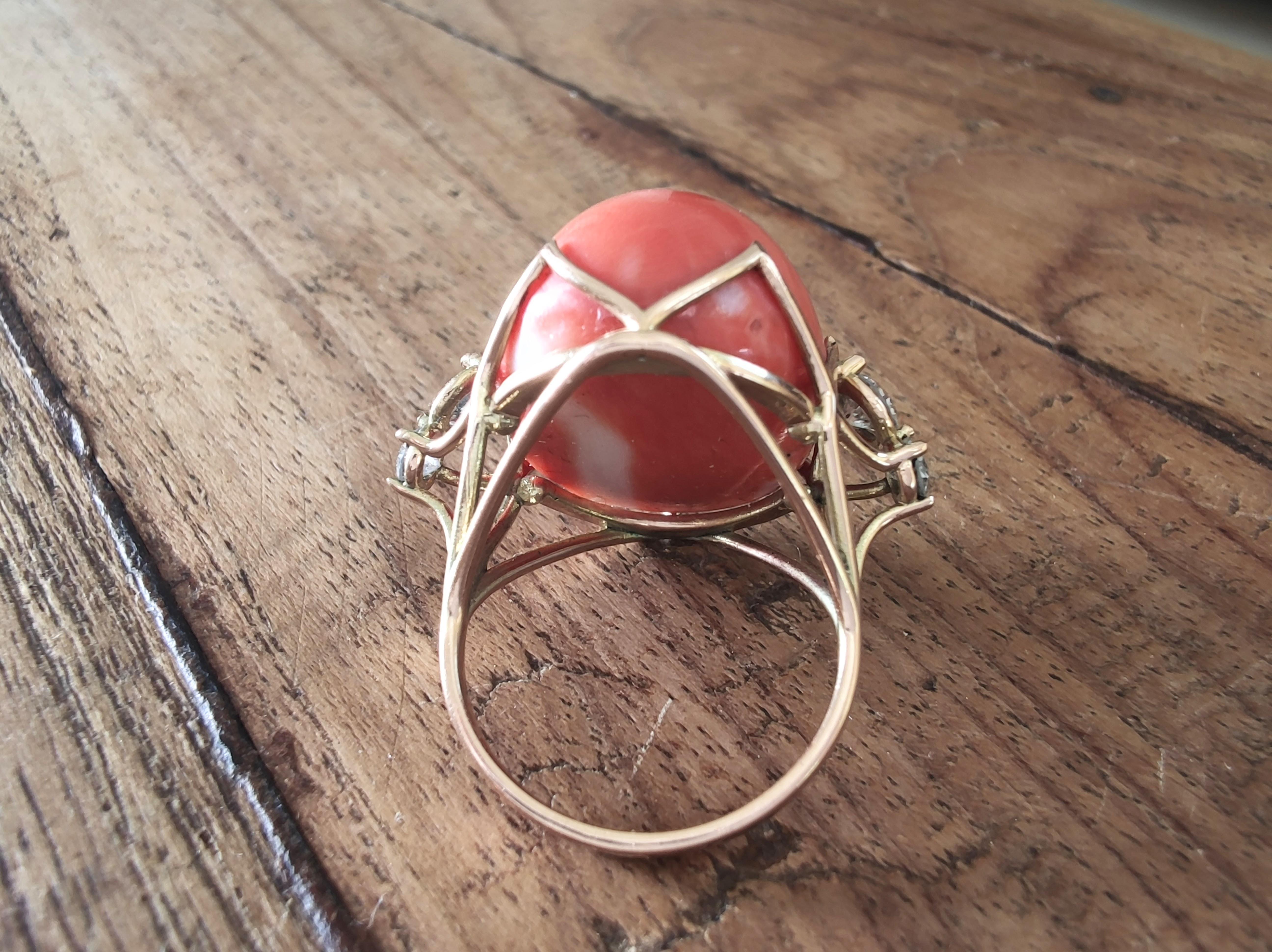 33.49ct Coral Diamond Statement Ring in 14K Gold – Sculptural Handmade Design For Sale 4