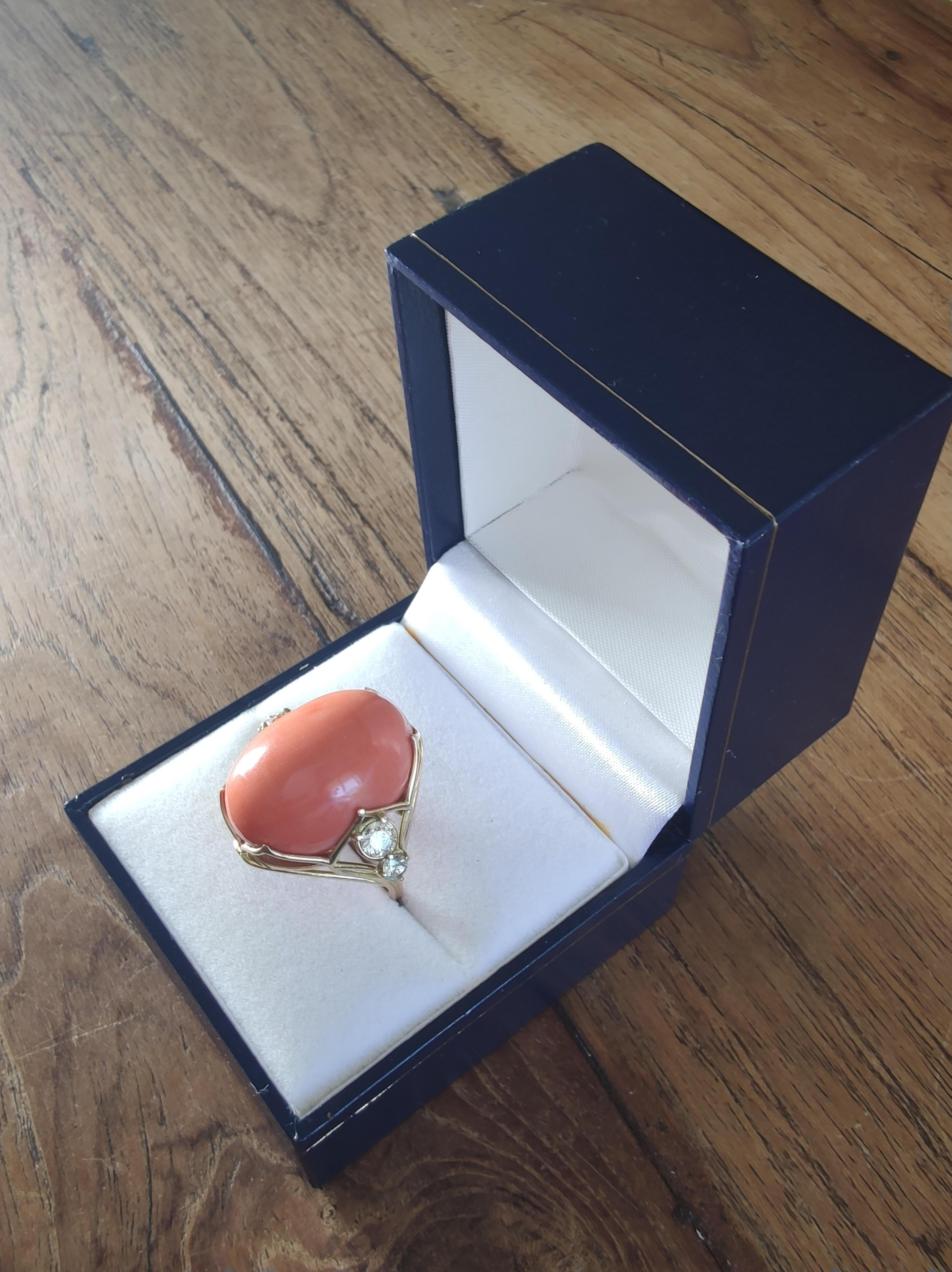 33.49ct Coral Diamond Statement Ring in 14K Gold – Sculptural Handmade Design For Sale 5
