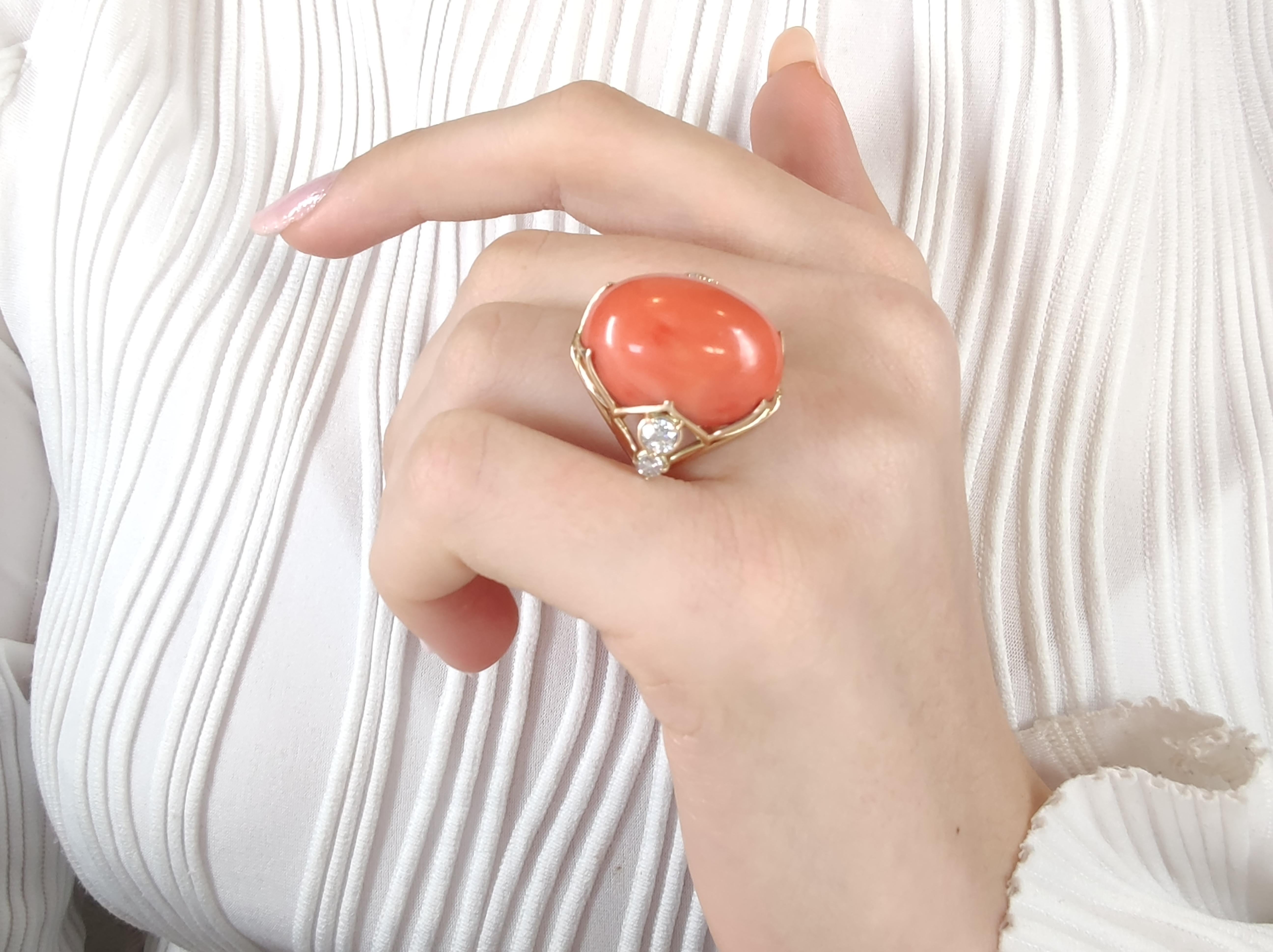 Women's 33.49ct Coral Diamond Statement Ring in 14K Gold – Sculptural Handmade Design For Sale