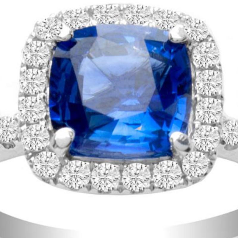 Cushion Cut 3.34ct Cushion Sapphire Ring in 14K White Gold, 1.00ct Side Diamonds For Sale