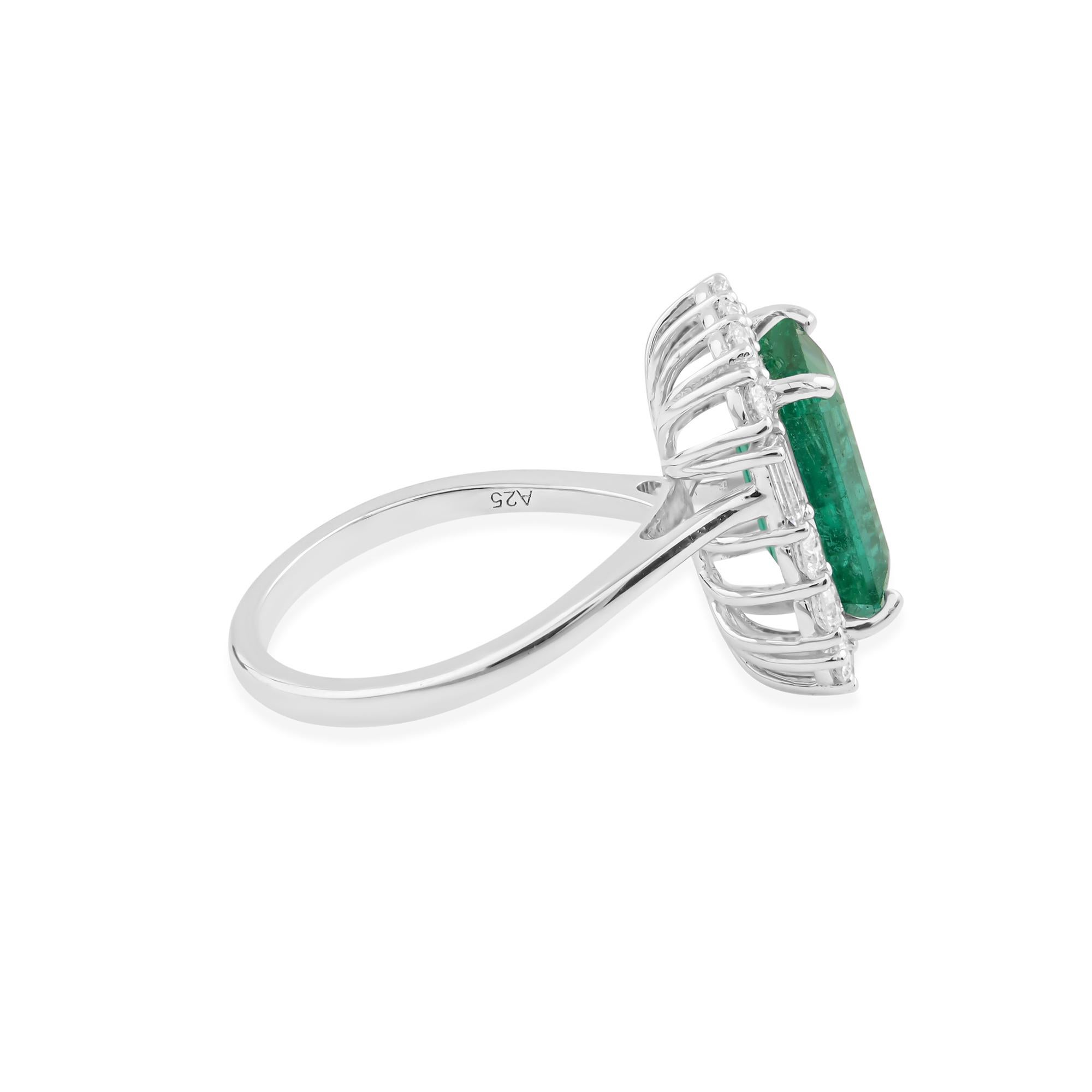 En vente :  3.34ct Octagon Emerald 0.80cts SI/HI Diamond Halo Engagement Ring 18k White Gold 4