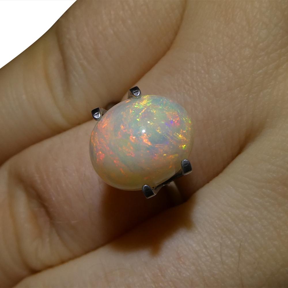 3,34 Karat Oval Cabochon Weißer Welo-Opal aus Äthiopien (Ovalschliff) im Angebot