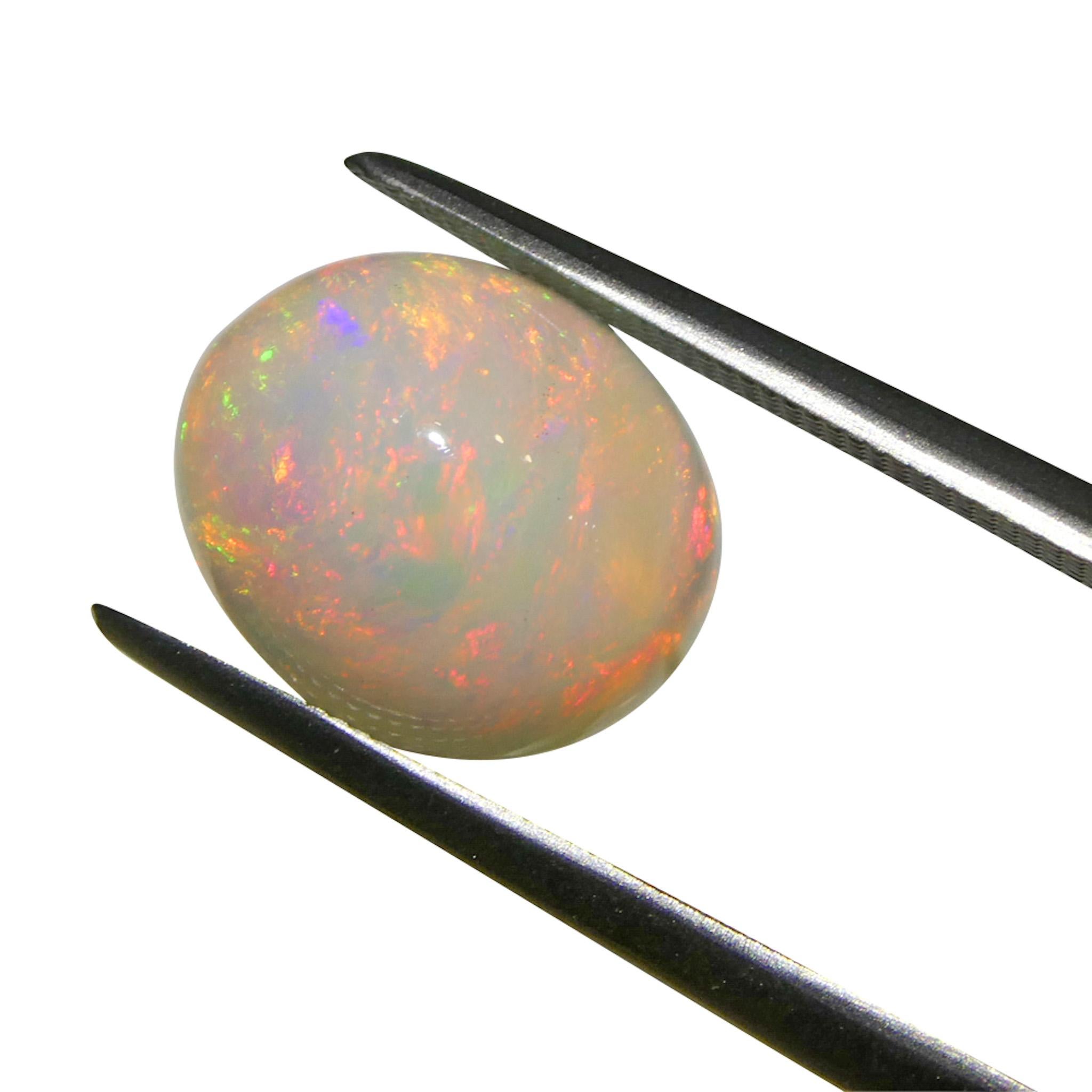 3,34 Karat Oval Cabochon Weißer Welo-Opal aus Äthiopien im Zustand „Neu“ im Angebot in Toronto, Ontario