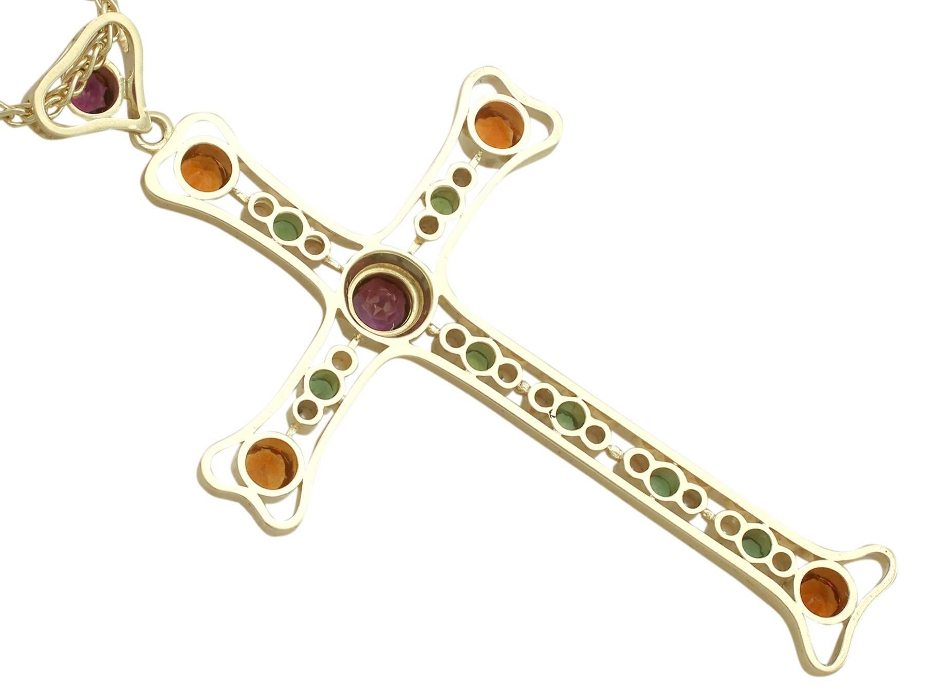 3.35 Carat Amethyst and Peridot Citrine and Seed Pearl Yellow Gold Cross Pendant In Excellent Condition For Sale In Jesmond, Newcastle Upon Tyne