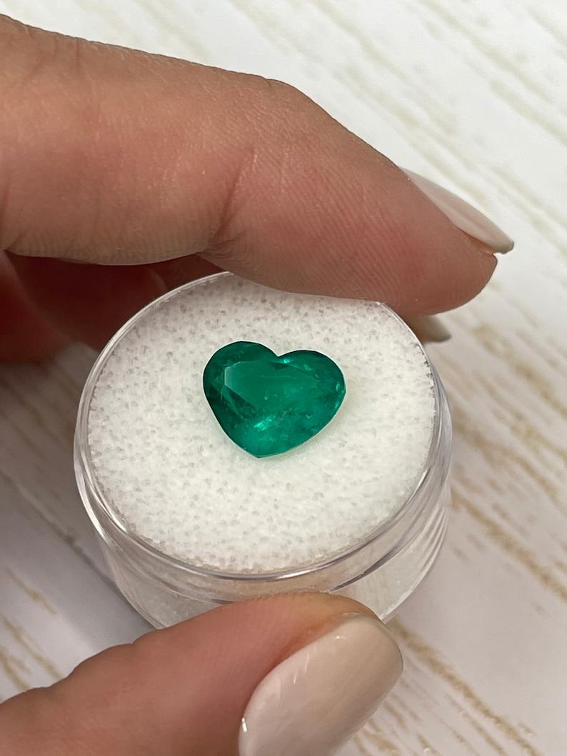 Emerald Cut 3.35 Carat Certified Heart-Cut Colombian Emerald  Vivid Muzo Green Loose Gem For Sale