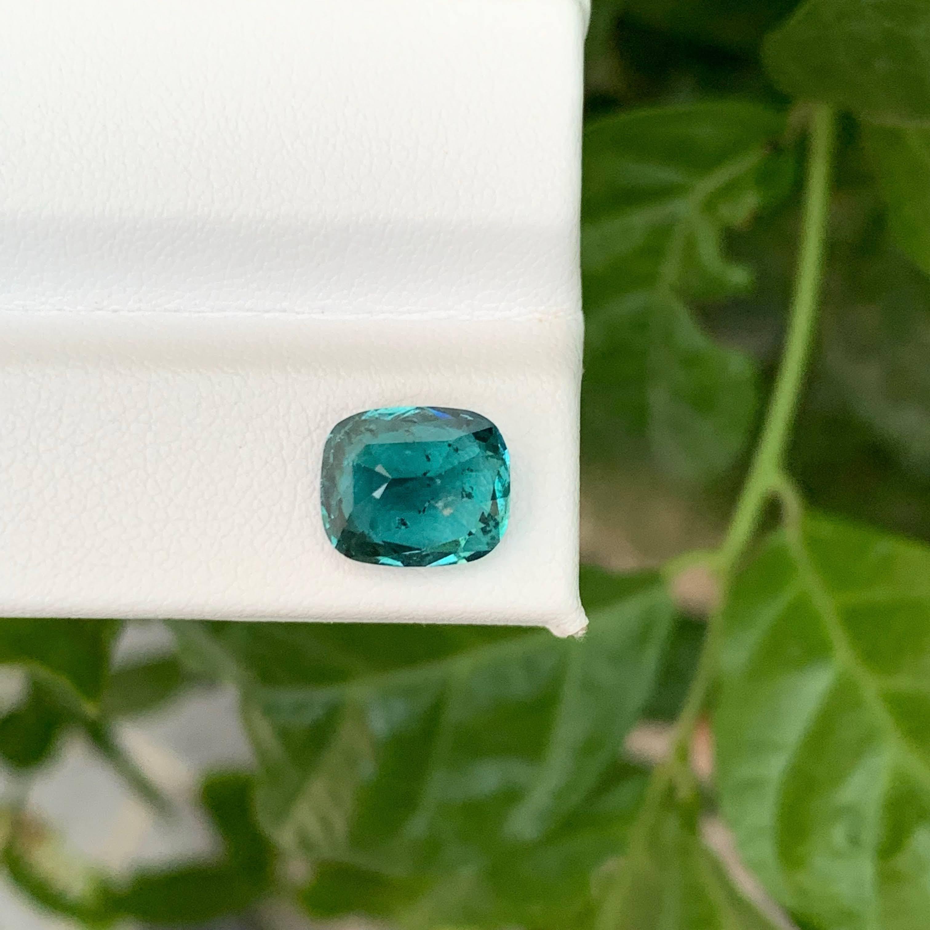 Moderne 3.35 Carat Loose Lagoon Blue Color Tourmaline Stone Cushion Cut Afghan Gemstone en vente