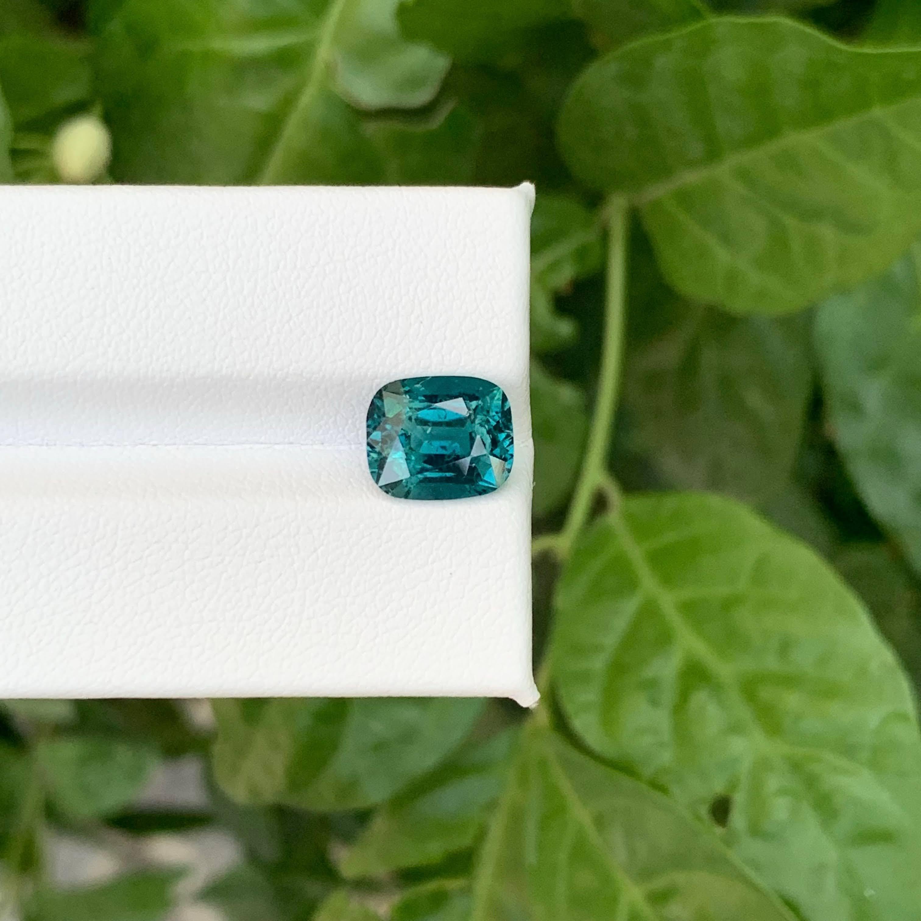 3.35 Carat Loose Lagoon Blue Color Tourmaline Stone Cushion Cut Afghan Gemstone Unisexe en vente