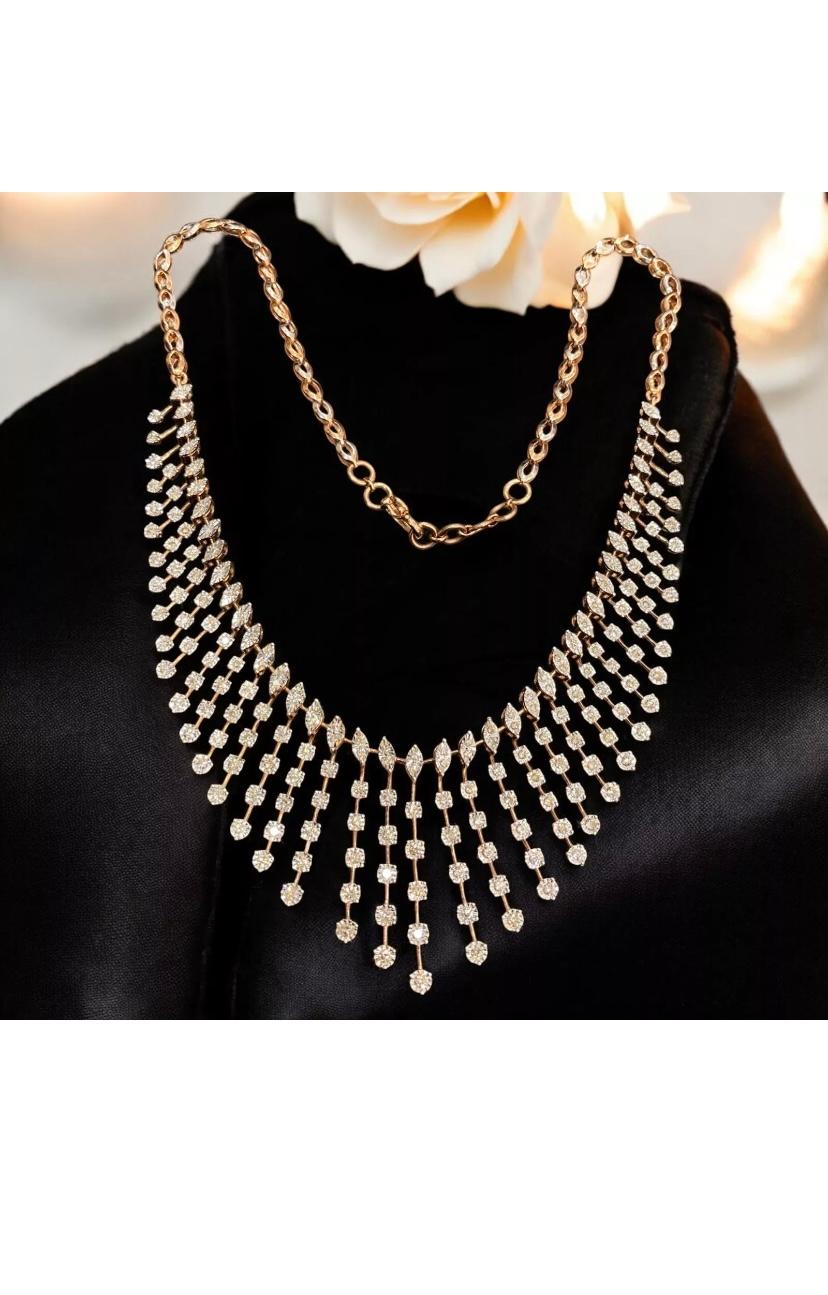 Round Cut 3.35 Carat Natural Diamonds Rosè Gold Necklace For Sale