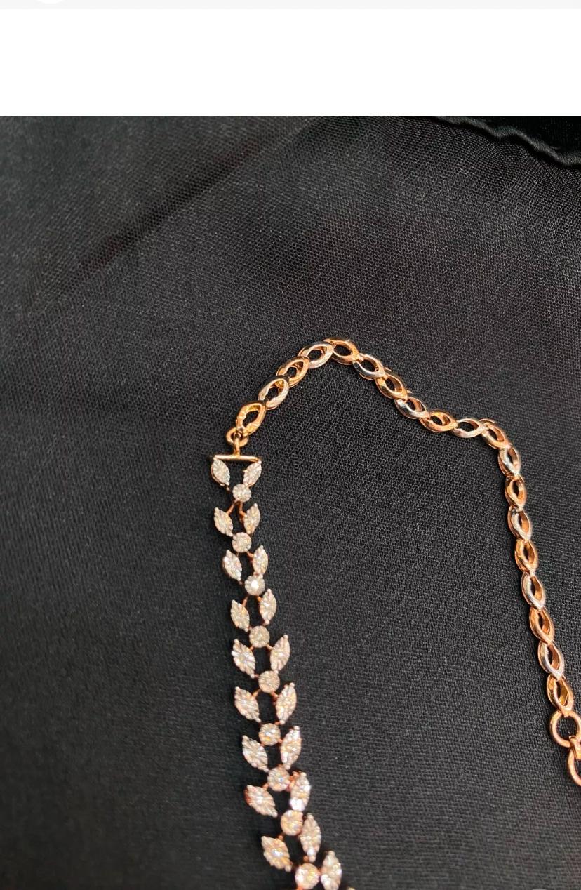 Women's 3.35 Carat Natural Diamonds Rosè Gold Necklace For Sale