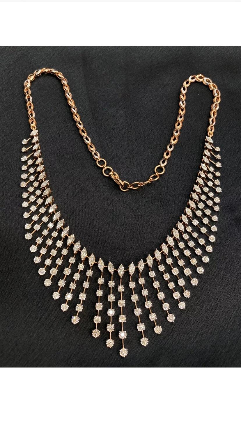 3.35 Carat Natural Diamonds Rosè Gold Necklace For Sale 2