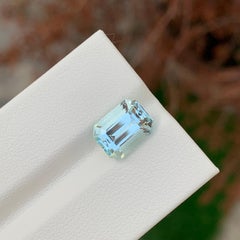 3.35 Carat Natural Loose Aquamarine Emerald Shape Gemstone (Aigue-marine en vrac en forme d'émeraude)