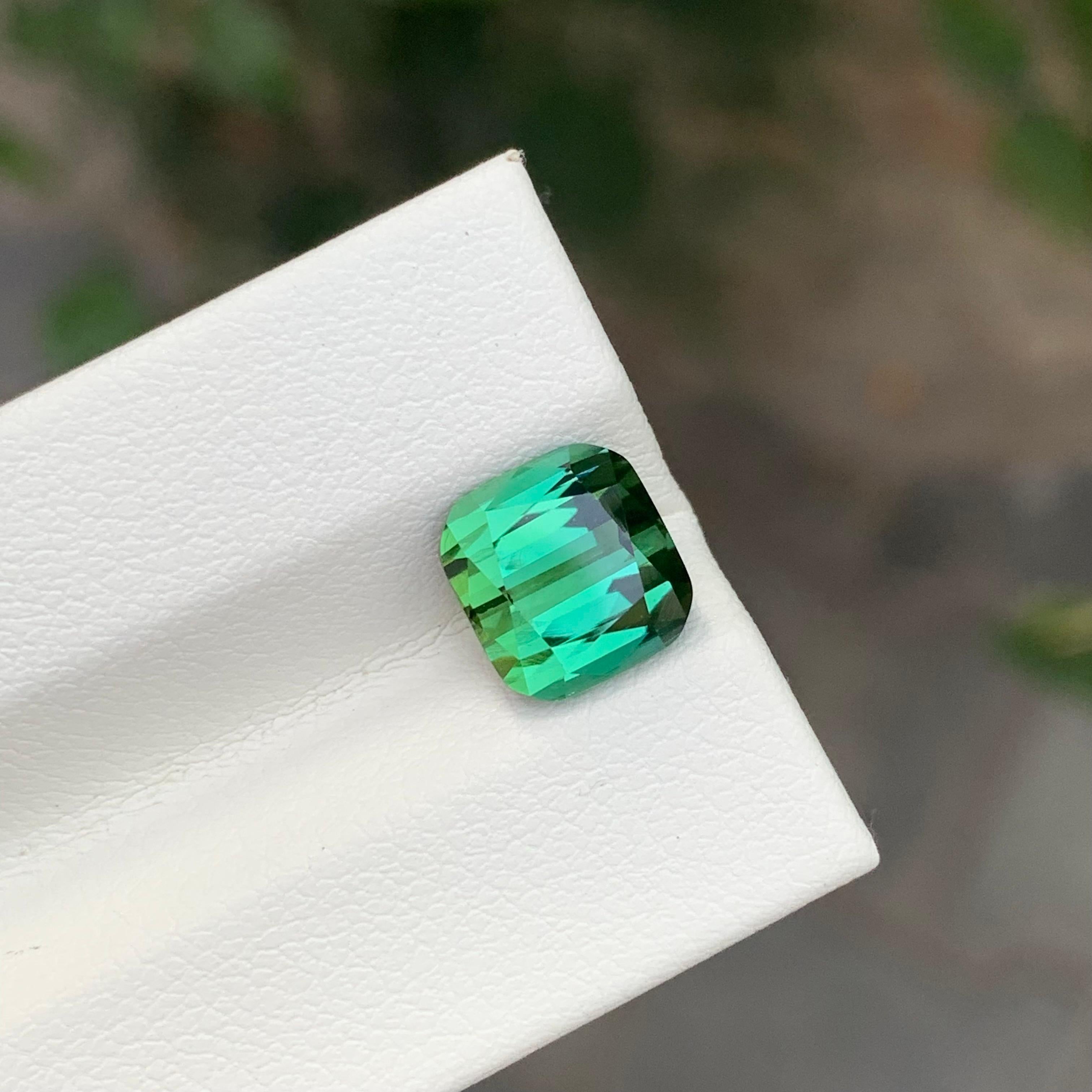 Gema natural suelta de turmalina verde azul de 3.35 quilates en forma de cojín Corte cojín en venta