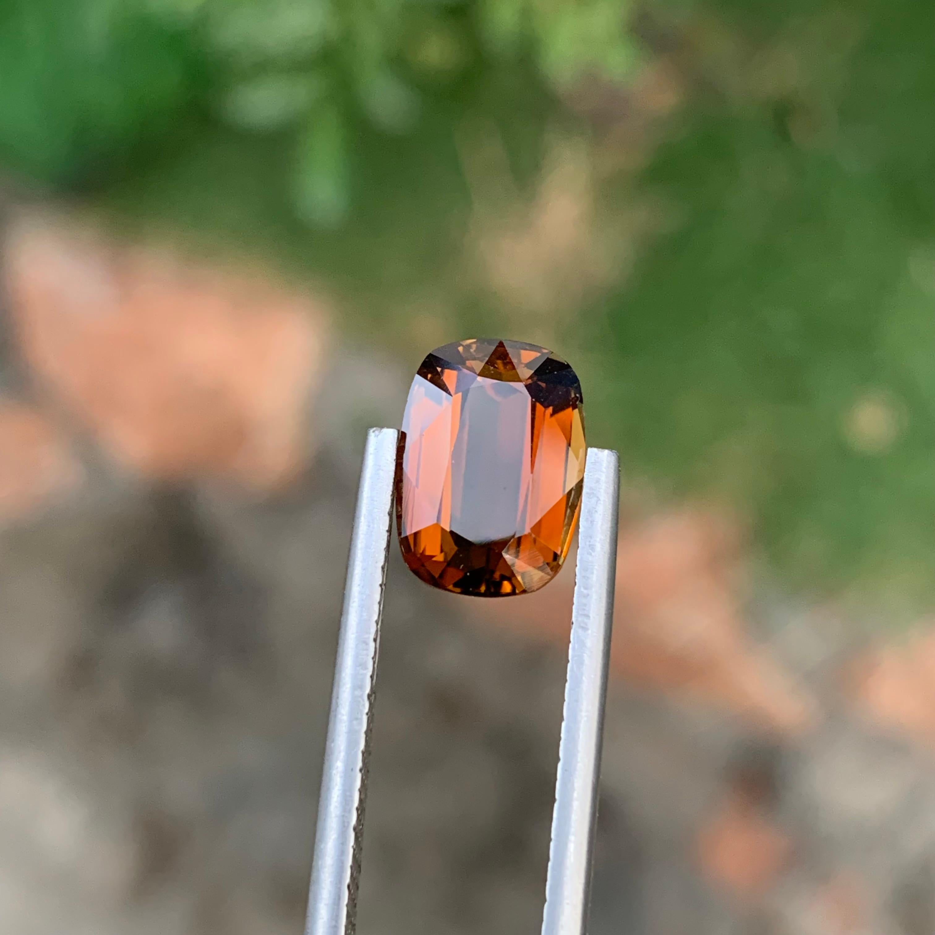 Tourmaline naturelle Dravite en forme de coussin de 3,35 carats d'Afrique Neuf - En vente à Peshawar, PK