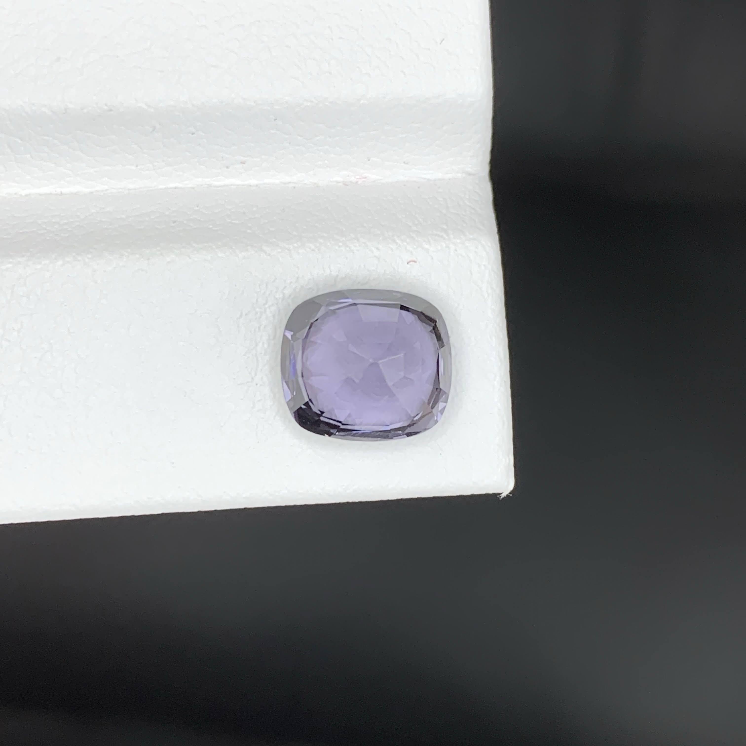 Taglio cuscino 3.35 Carati di Spinello Grigio Naturale Sciolto Pietra Gemma Burmese Taglio Cuscino in vendita