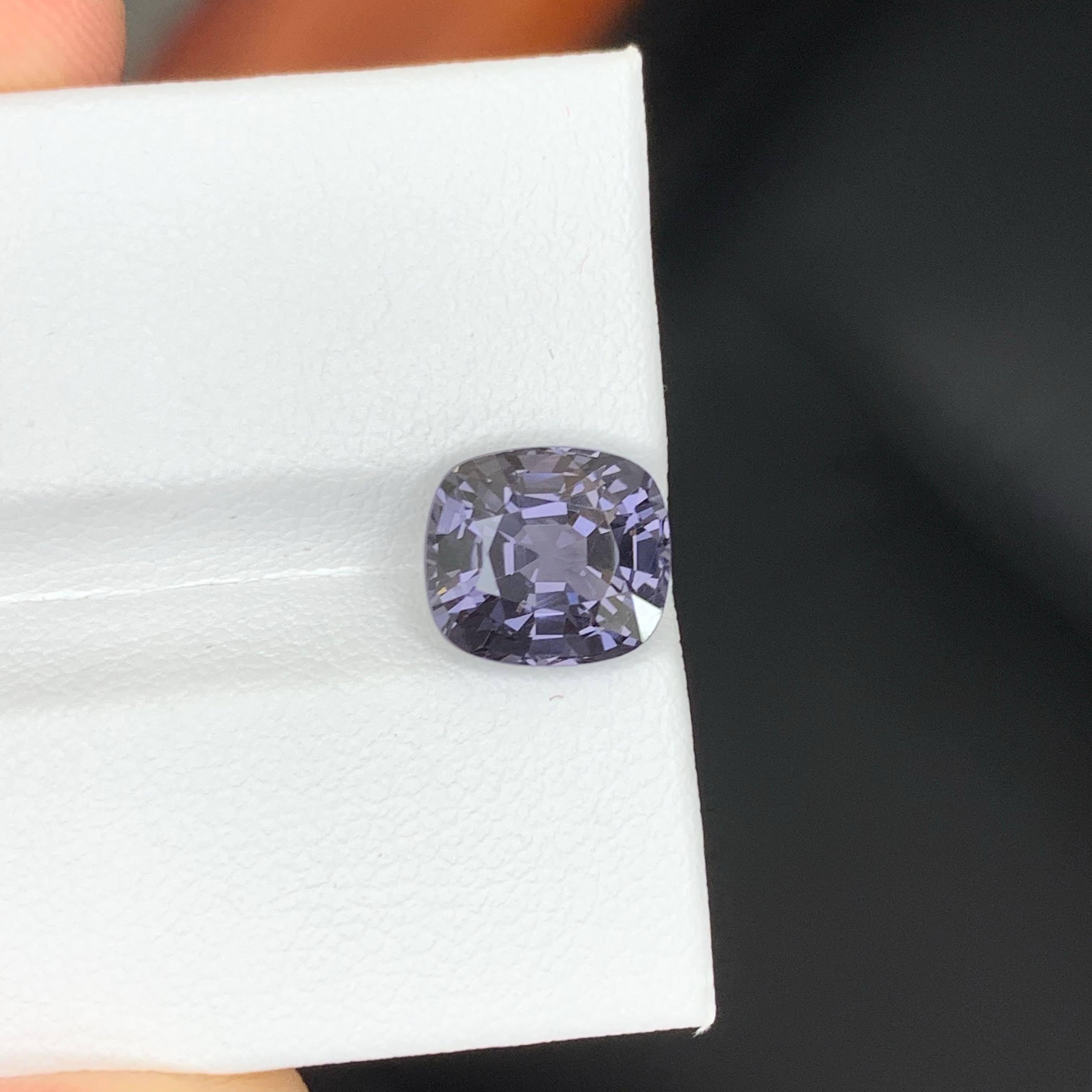 da uomo o donna 3.35 Carati di Spinello Grigio Naturale Sciolto Pietra Gemma Burmese Taglio Cuscino in vendita