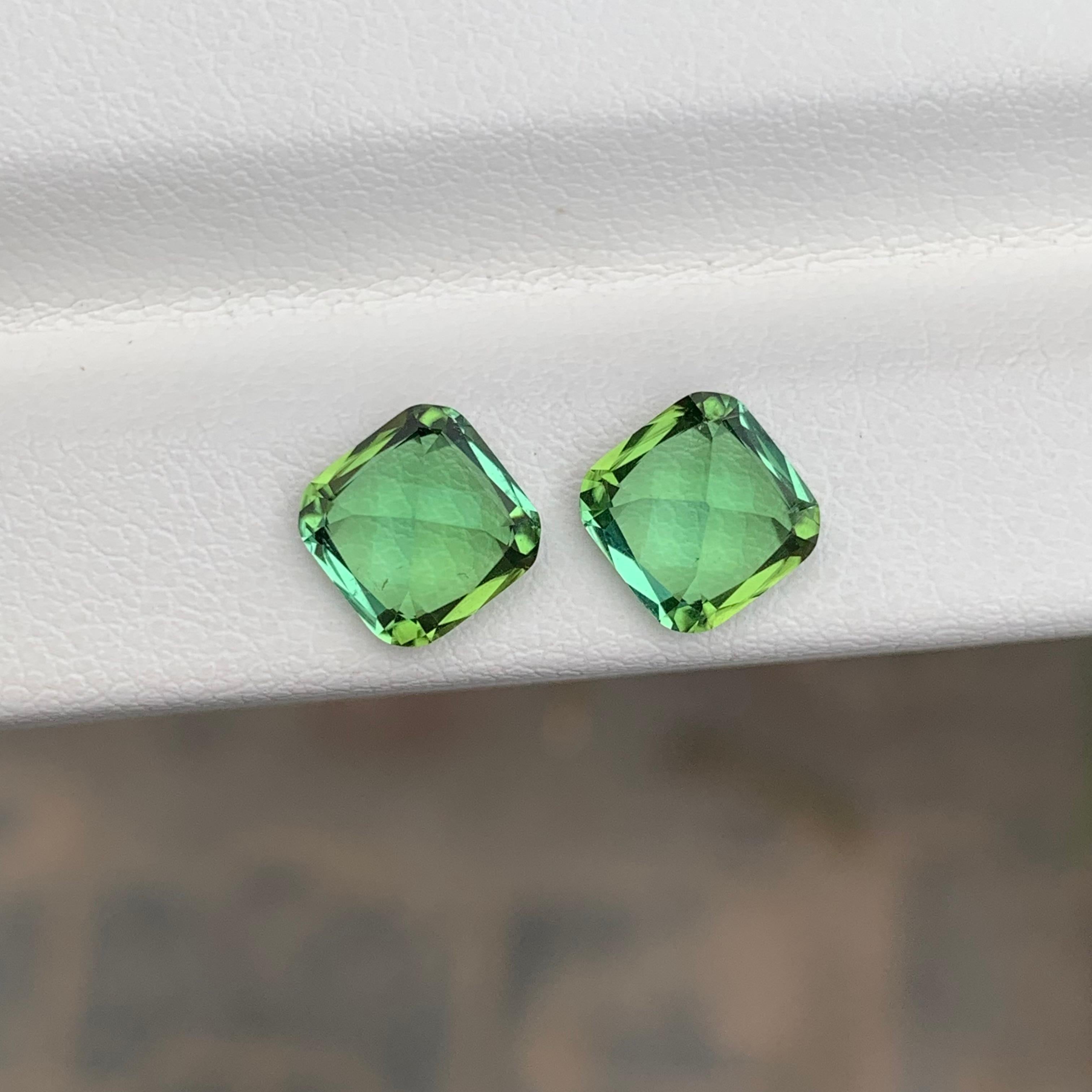 Women's or Men's 3.35 Carat Natural Loose Green Tourmaline Pair For Jewellery Making For Sale