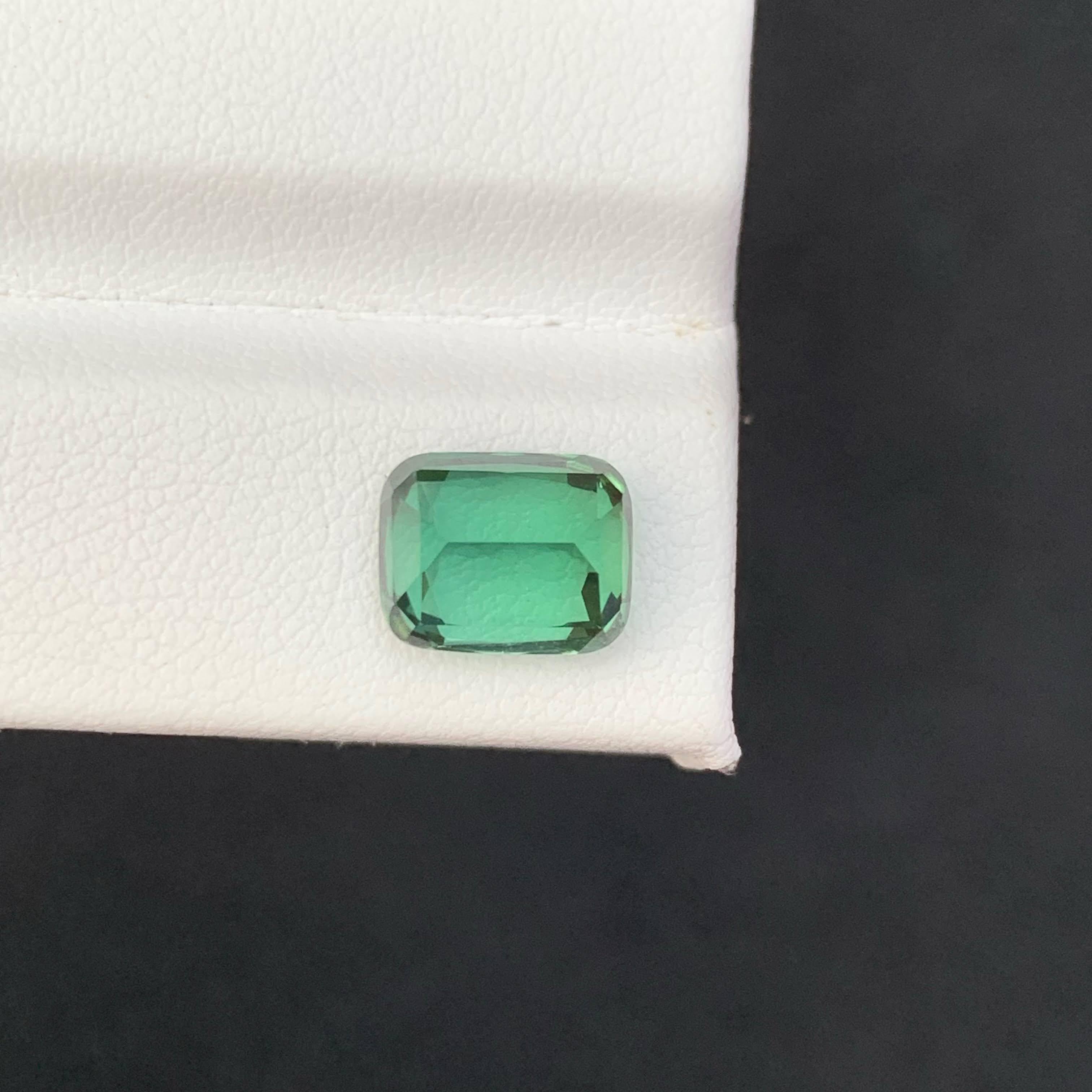 3.35 Carat Natural Loose Mint Green Tourmaline Cushion Cut Afghan Gemstone (pierre précieuse afghane) Neuf - En vente à Bangkok, TH