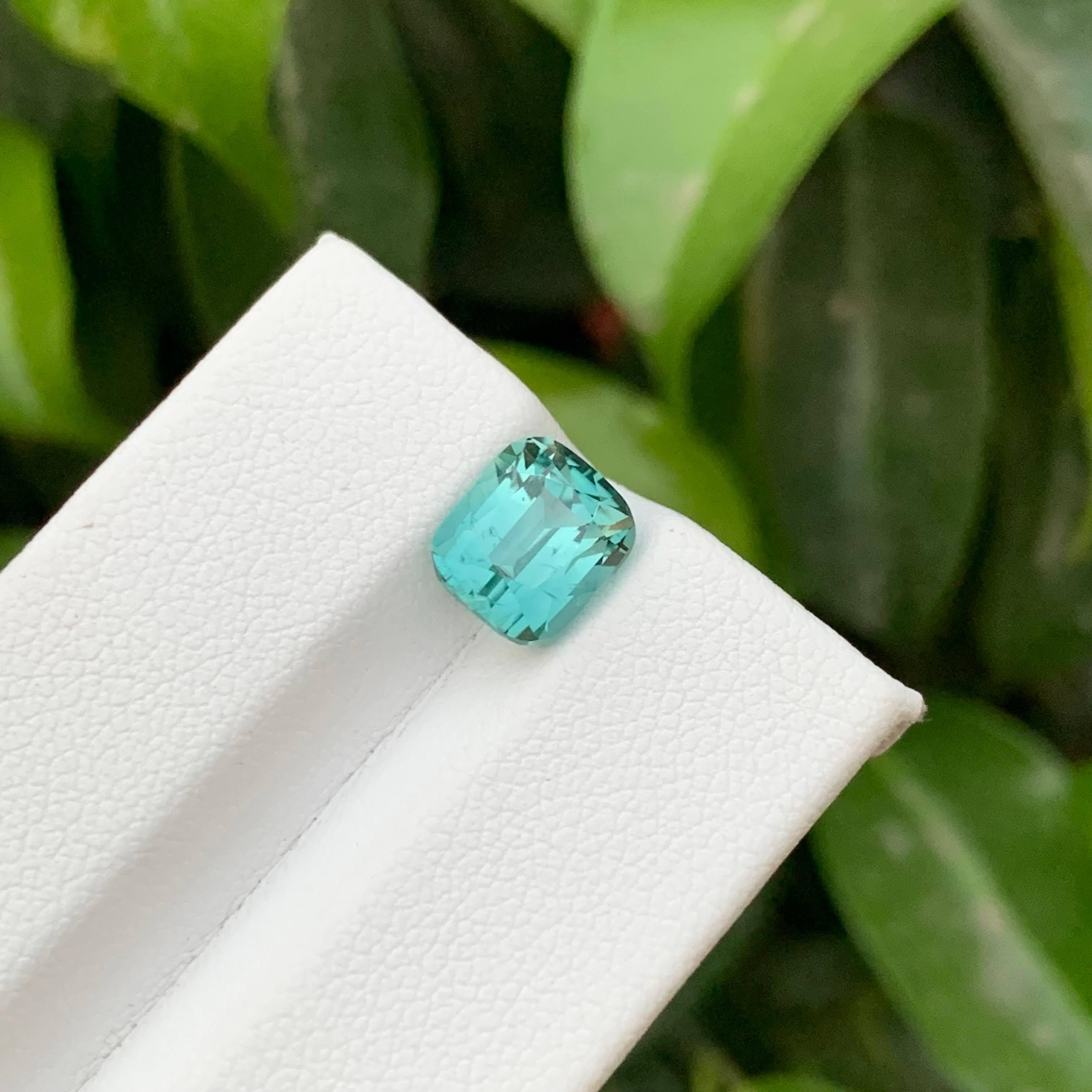 3.35 Carat Natural Loose Seafoam Color Tourmaline Cushion Cut Afghan Gemstone (pierre précieuse afghane) en vente 1