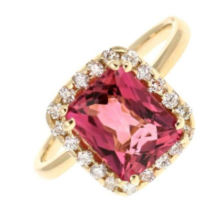 3.35 Carat Natural Tourmaline and Diamond 14 Karat Solid Yellow Gold Ring In New Condition For Sale In Los Angeles, CA