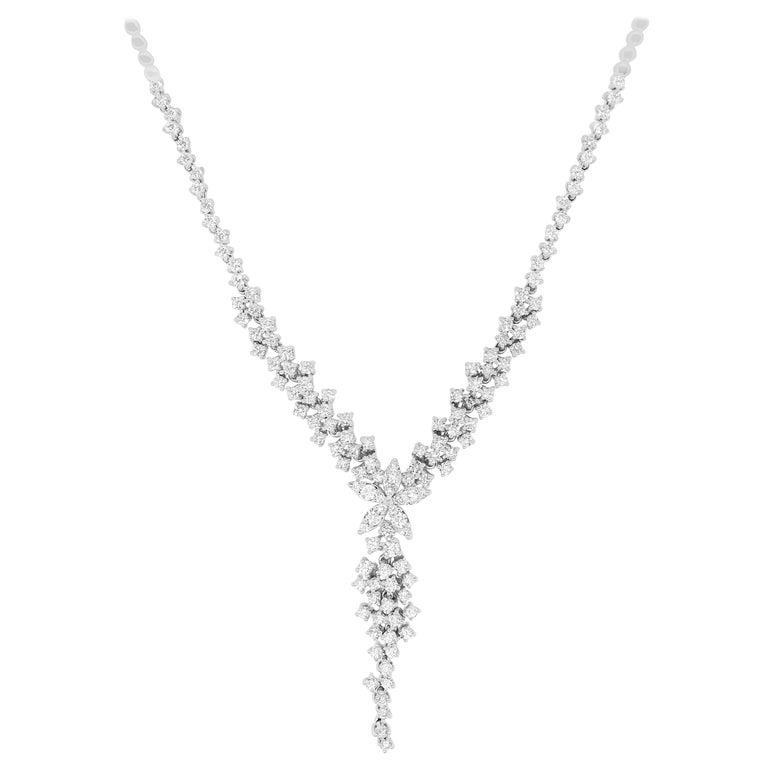 3.35 Carat White Diamond Necklace For Sale at 1stdibs