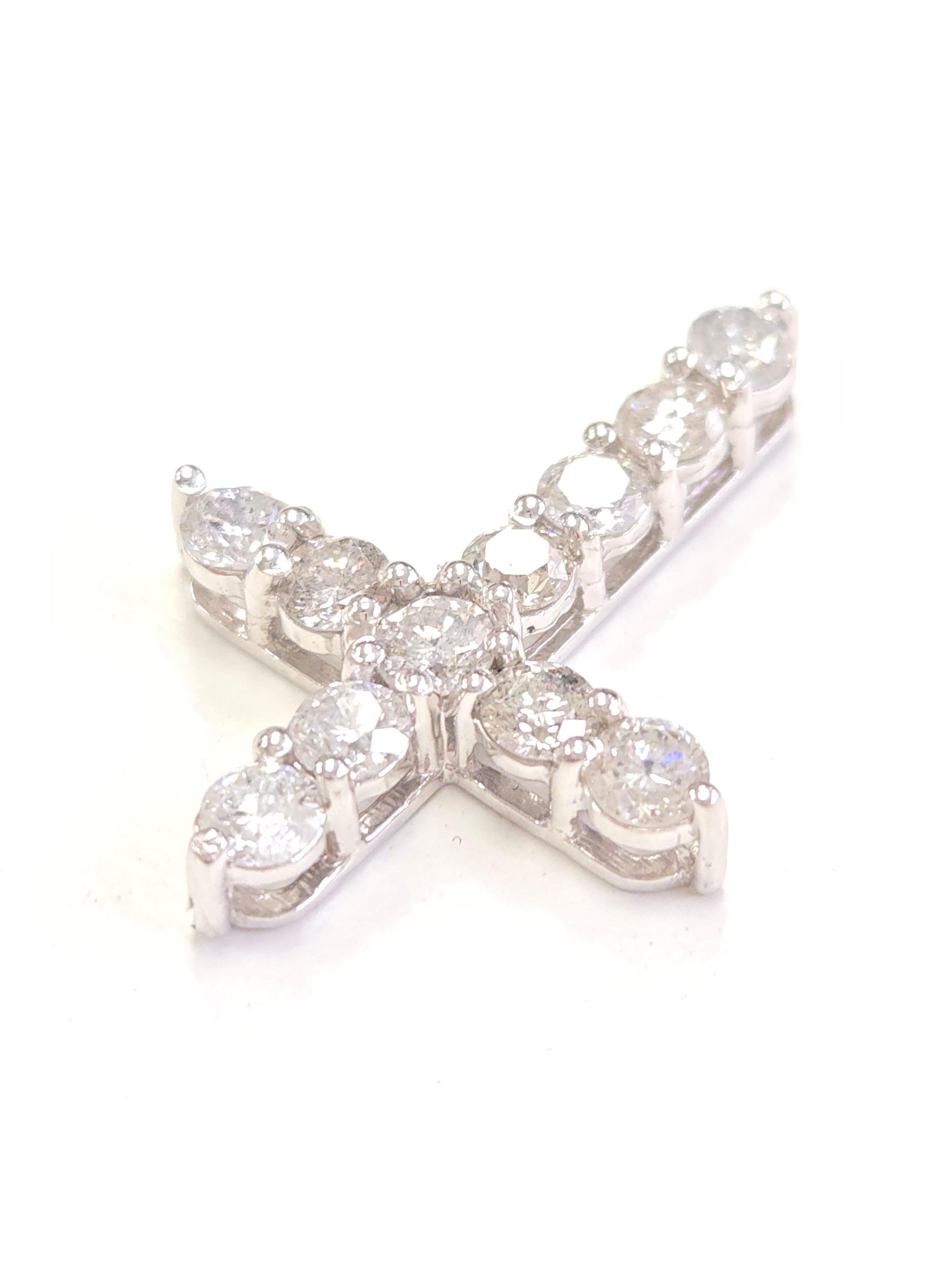 Colgante Cruz Diamante Natural Oro Blanco 3,35 Quilates en Nuevo estado para la venta en Great Neck Plaza, NY