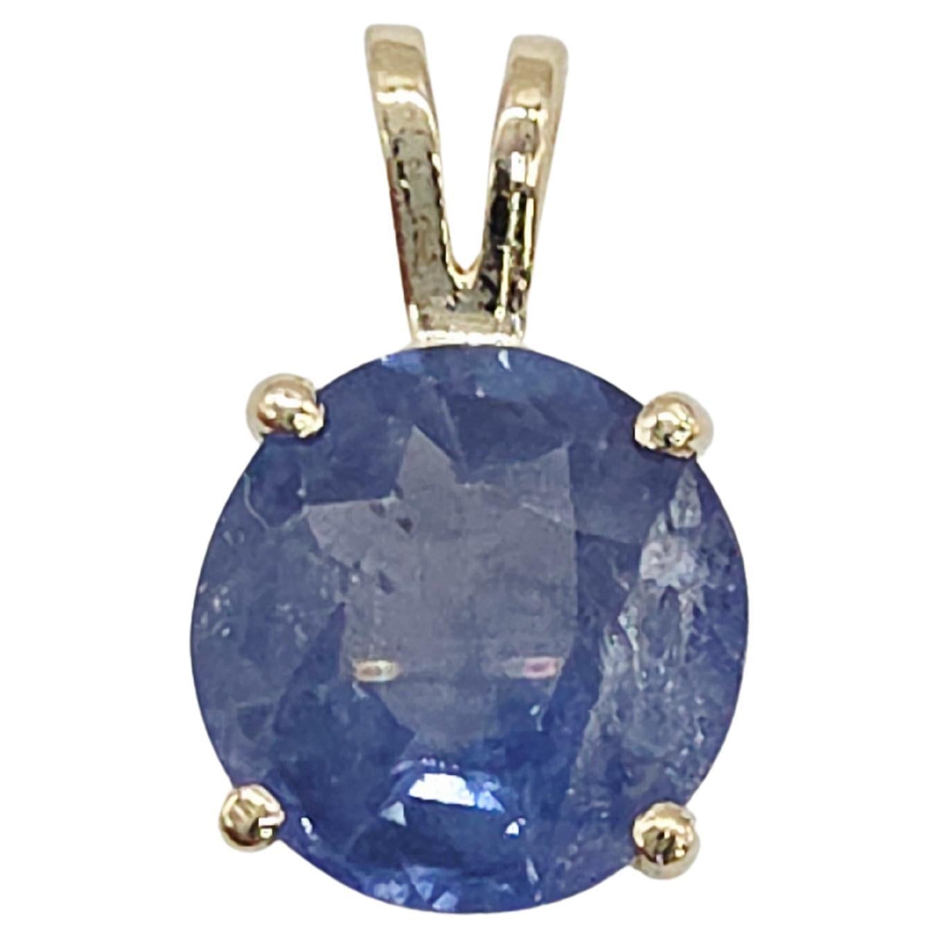 Ciondolo con zaffiro blu naturale da 3,35 carati di forma rotonda