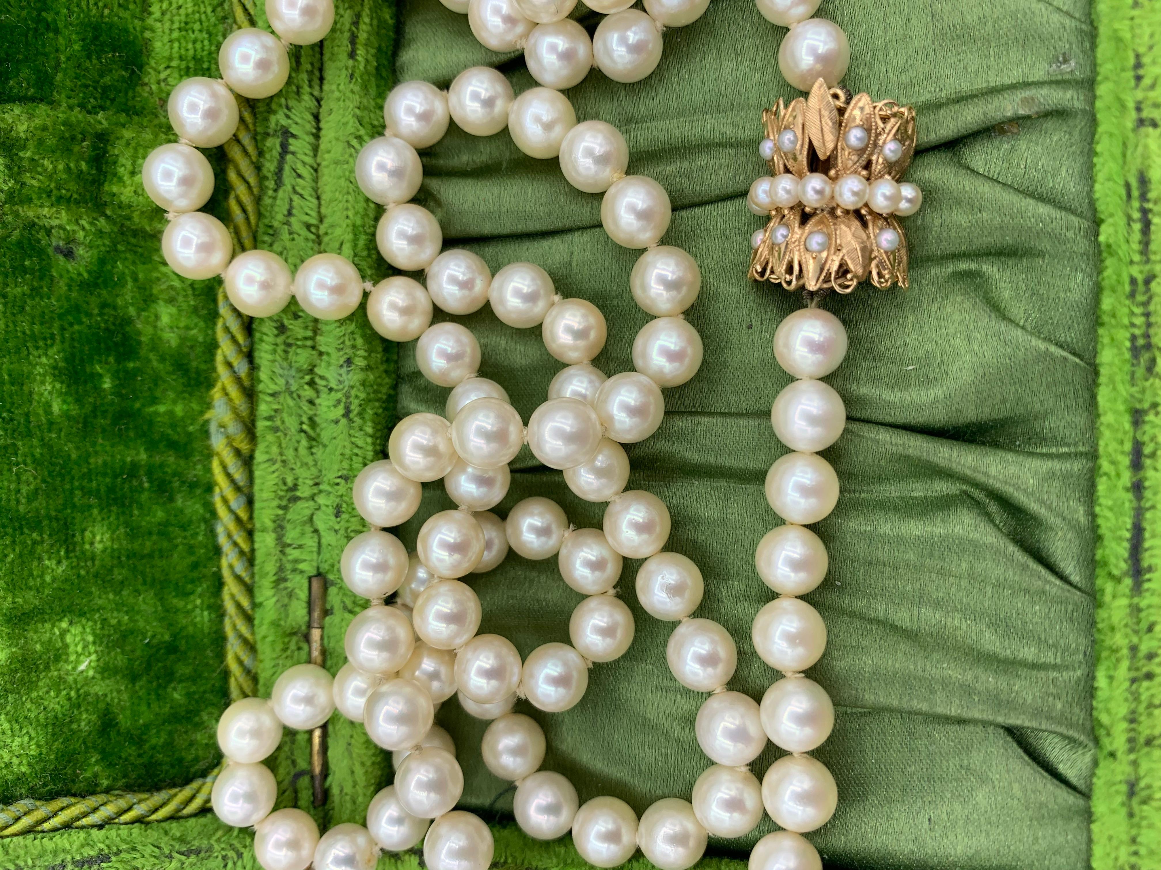 Perlenkette Retro 14 Karat Gold Verschluss Ambassador Galbraith Nachlass im Angebot 7