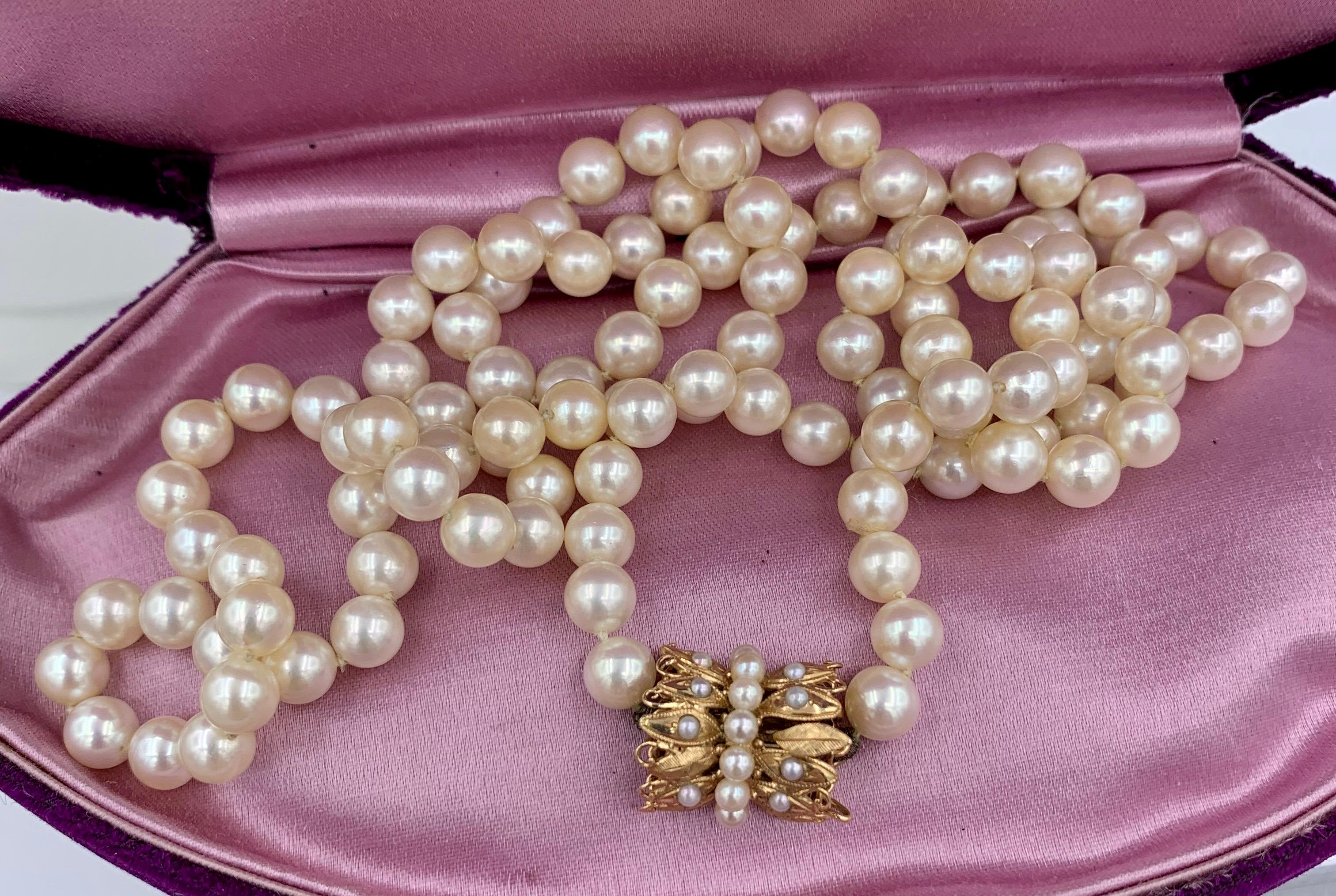 Pearl Necklace Retro 14 Karat Gold Clasp Ambassador Galbraith Estate For Sale 1