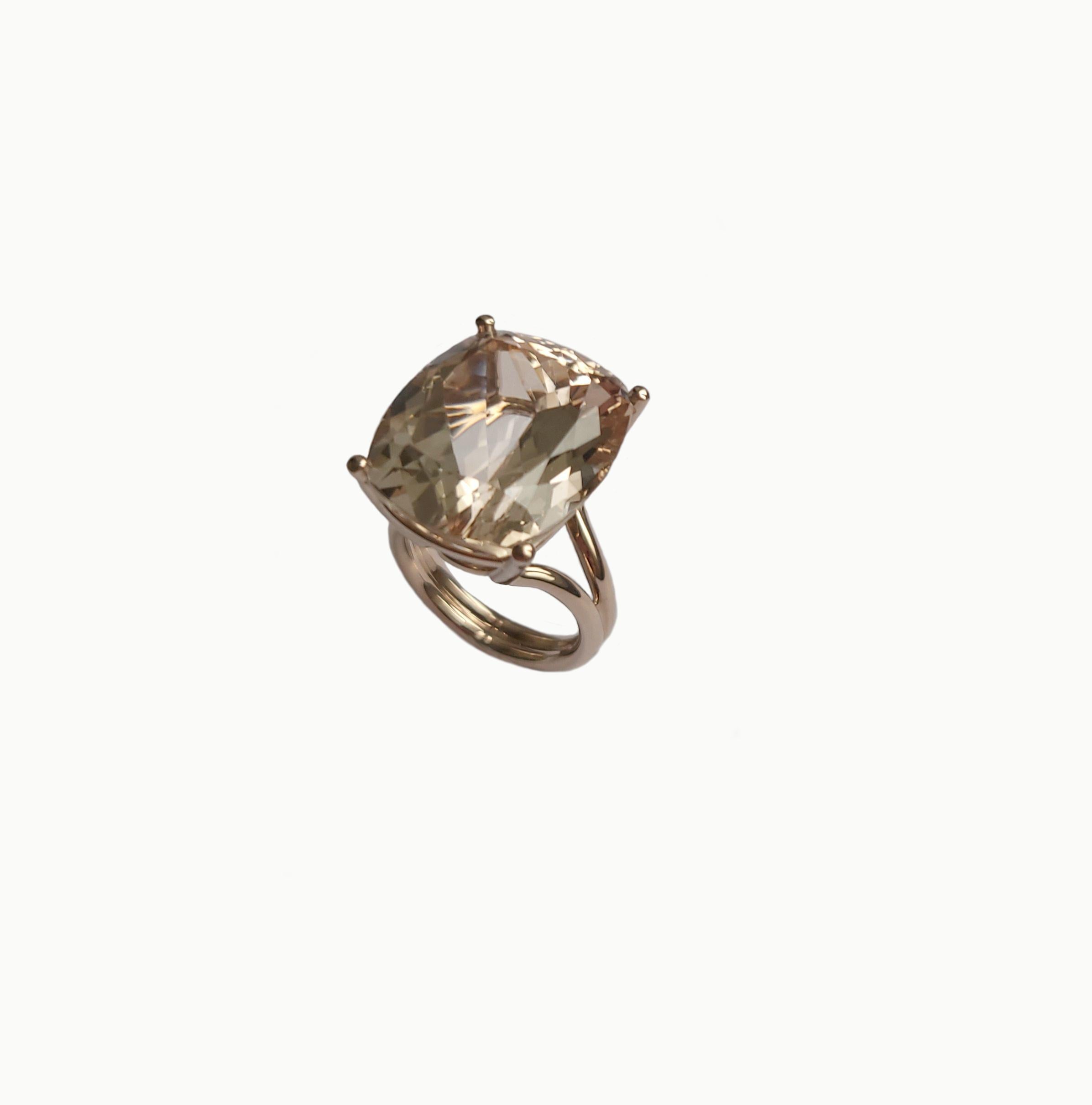 33.57 Carat Precious Topaz Gold Ring by Wagner Preziosen For Sale 1