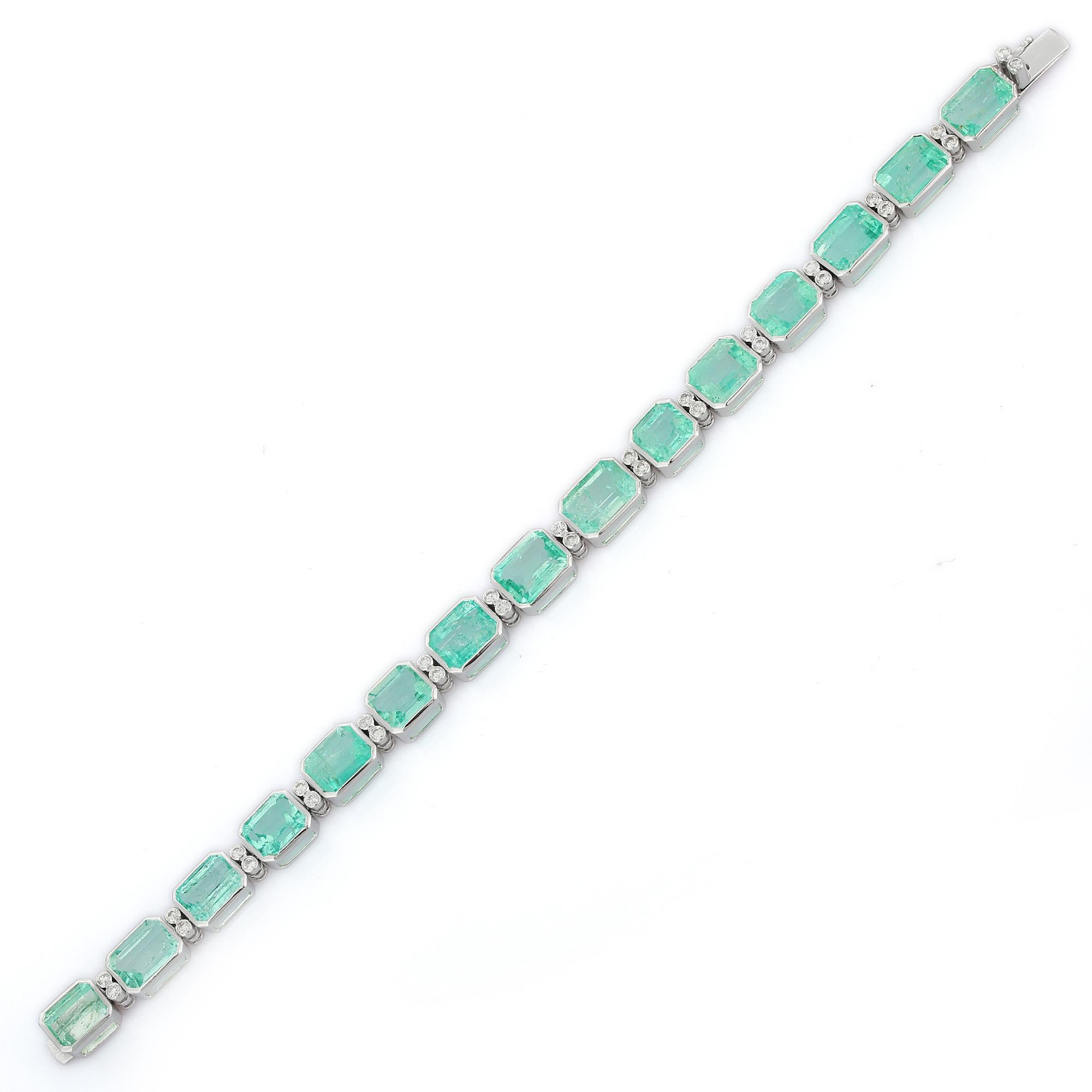 33.58 Carat Octagon Cut Emerald Tennis Bracelet with Diamonds in 18K White Gold For Sale 1