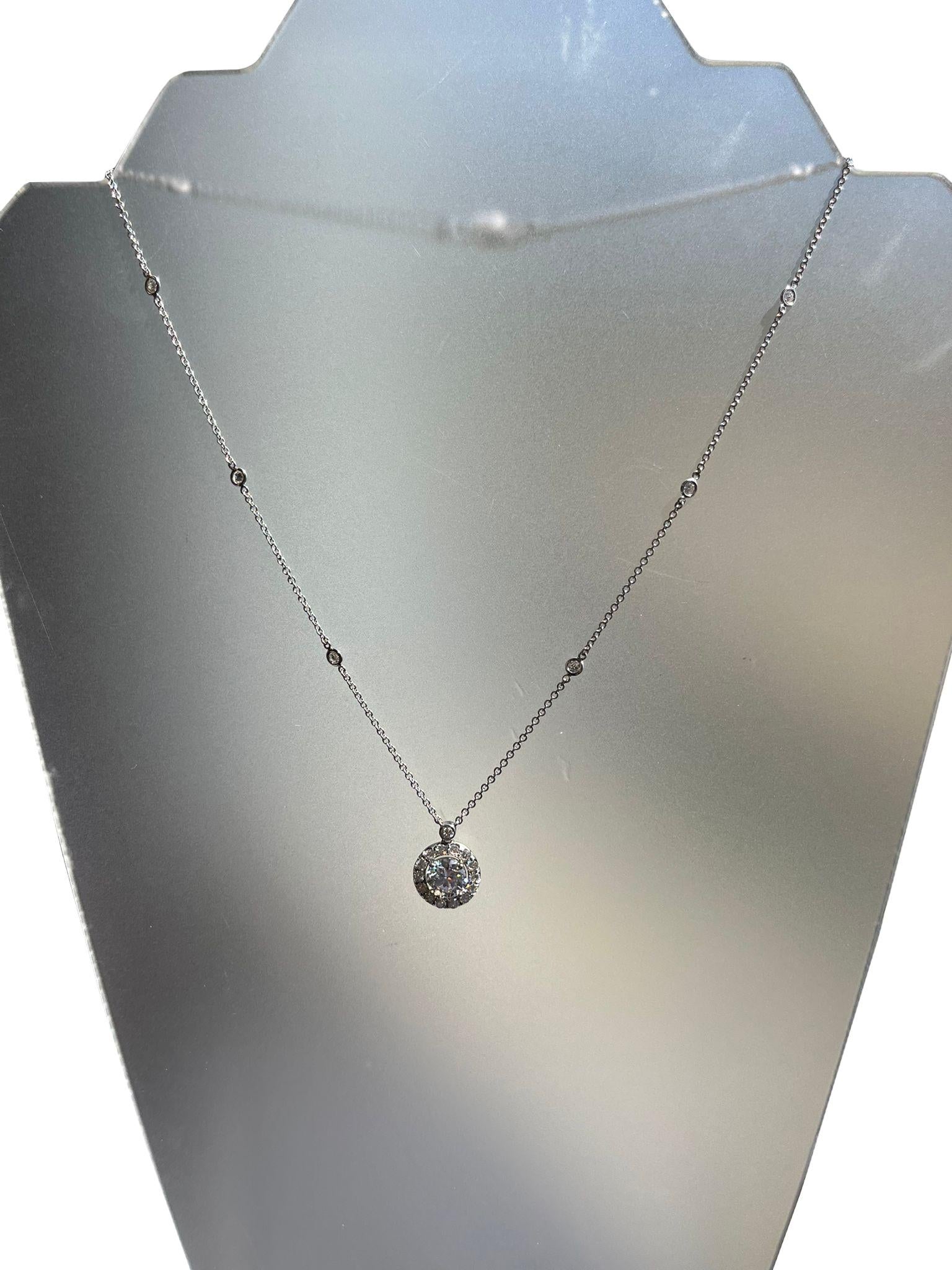 3,35ct natürliche runde Diamanten Halo Anhänger Station Halskette in 14K Weißgold im Angebot 3