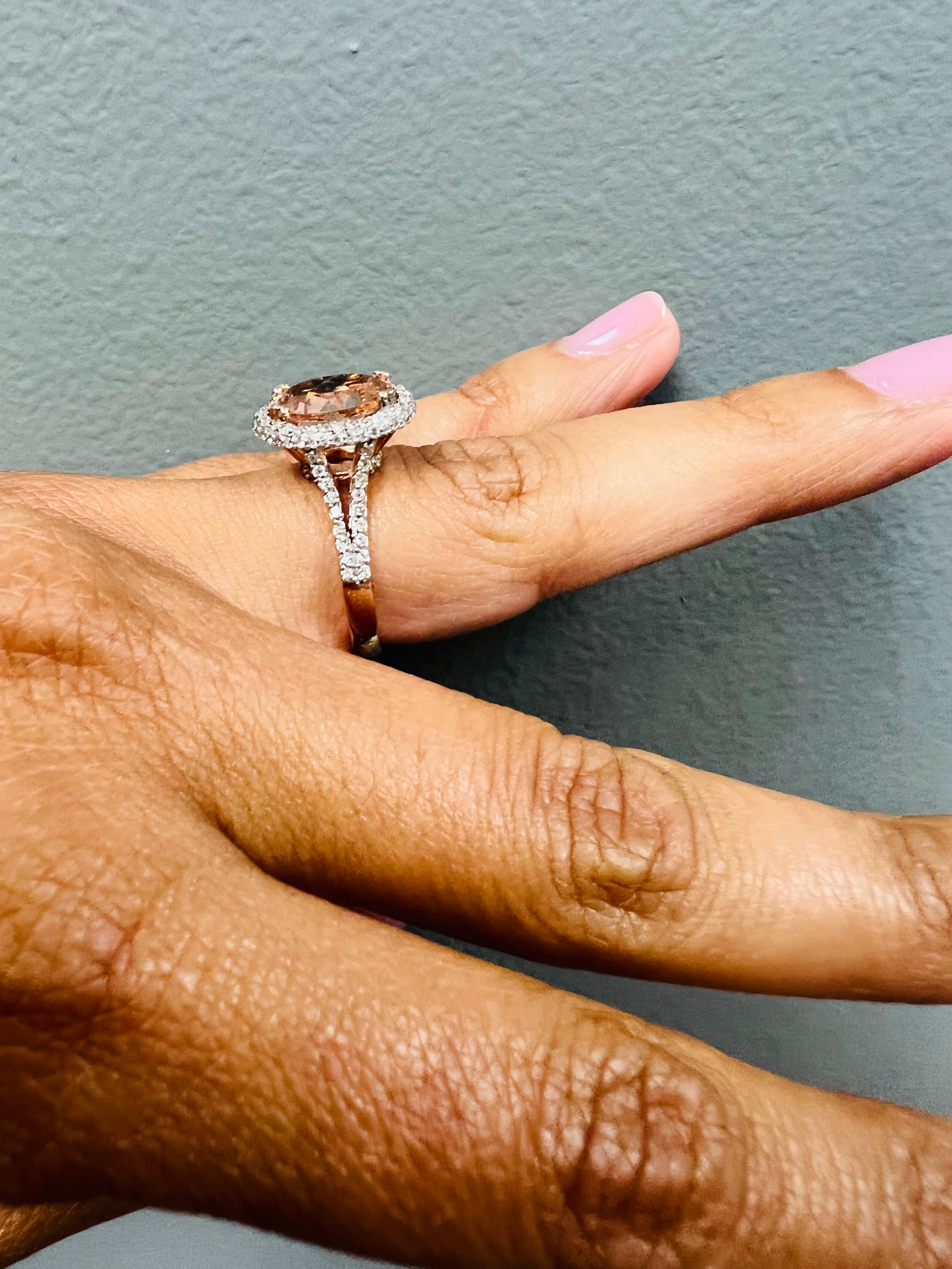 3.36 Carat Morganite Diamond 14 Karat Rose Gold Engagement Ring Neuf - En vente à Los Angeles, CA
