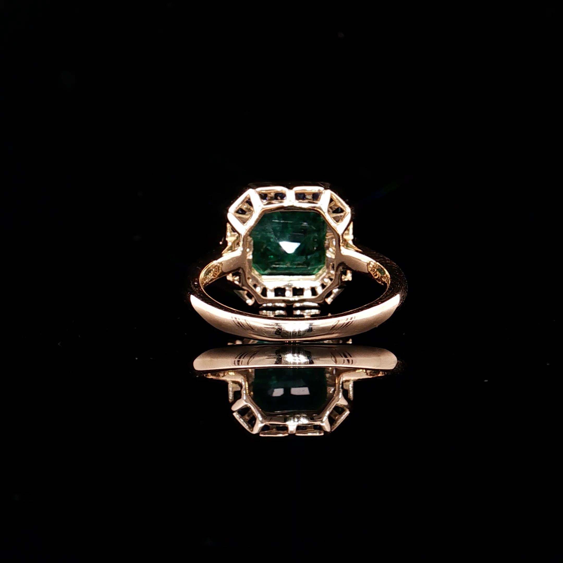 Bague en diamant émeraude de 3,36 carats de couleur YG naturelle Neuf - En vente à บางรัก, TH