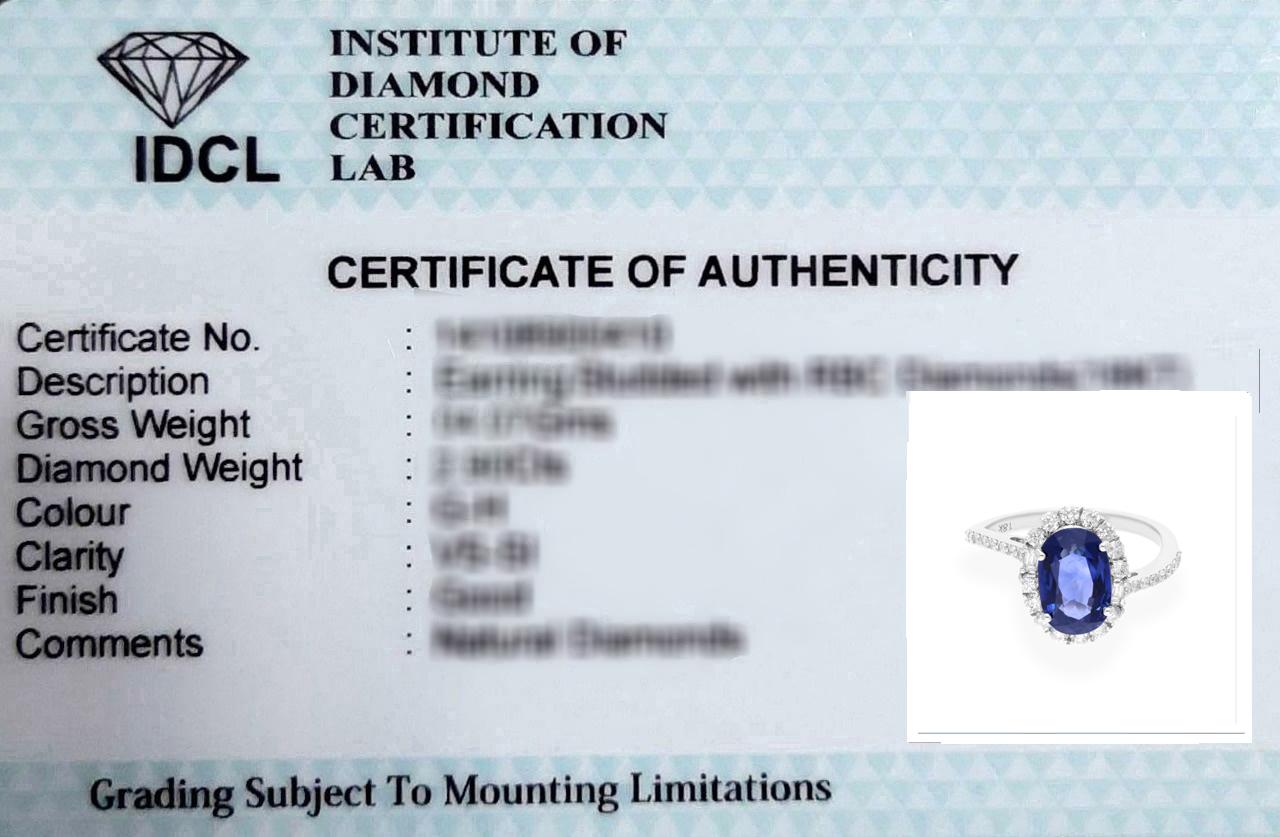 Women's 3.36 Carat Oval Blue Sapphire Cocktail Ring 0.6 Ct Diamond 14 Karat White Gold For Sale