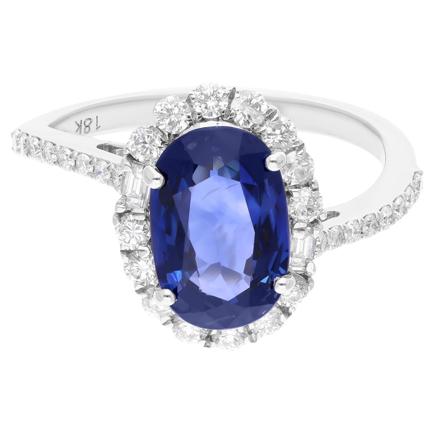 3.36 Quilates Zafiro Azul Ovalado Anillo de Cóctel 0.6 Quilates Diamante 18 Kilates Oro Blanco