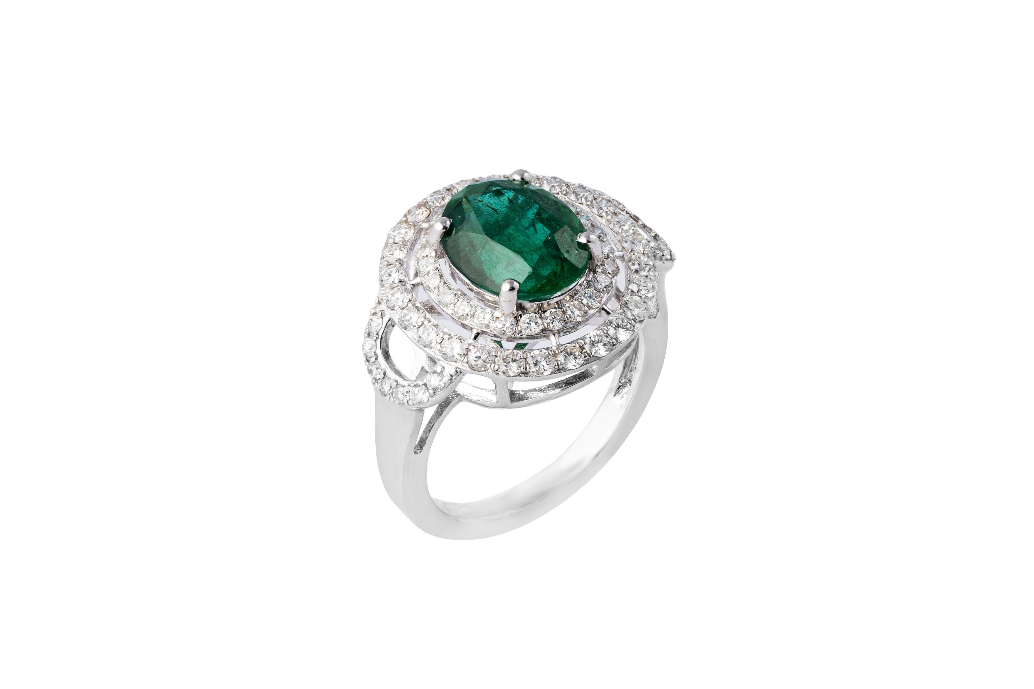 3.36 Carats Natural Zambian Emerald Ring with 1.01 Carats Diamonds and 14k Gold In New Condition For Sale In New York, NY