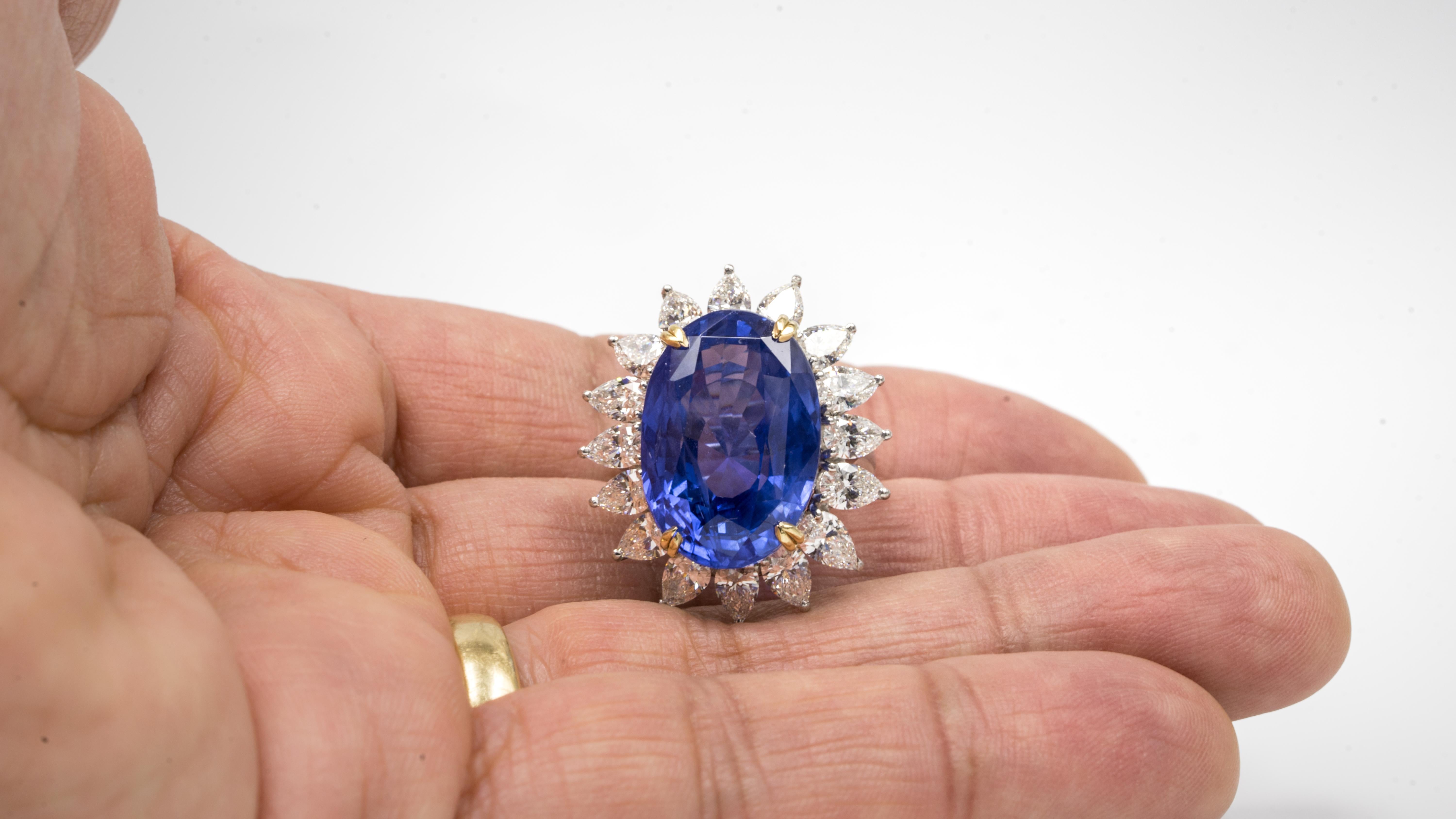 33.64 Carat Natural Unheated Sapphire and Diamond Ring   In New Condition In New York, NY